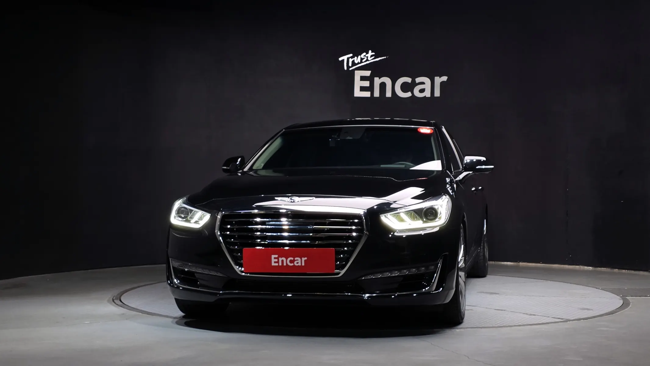 Genesis EQ900 3.3 T-GDI AWD 2016 2/5