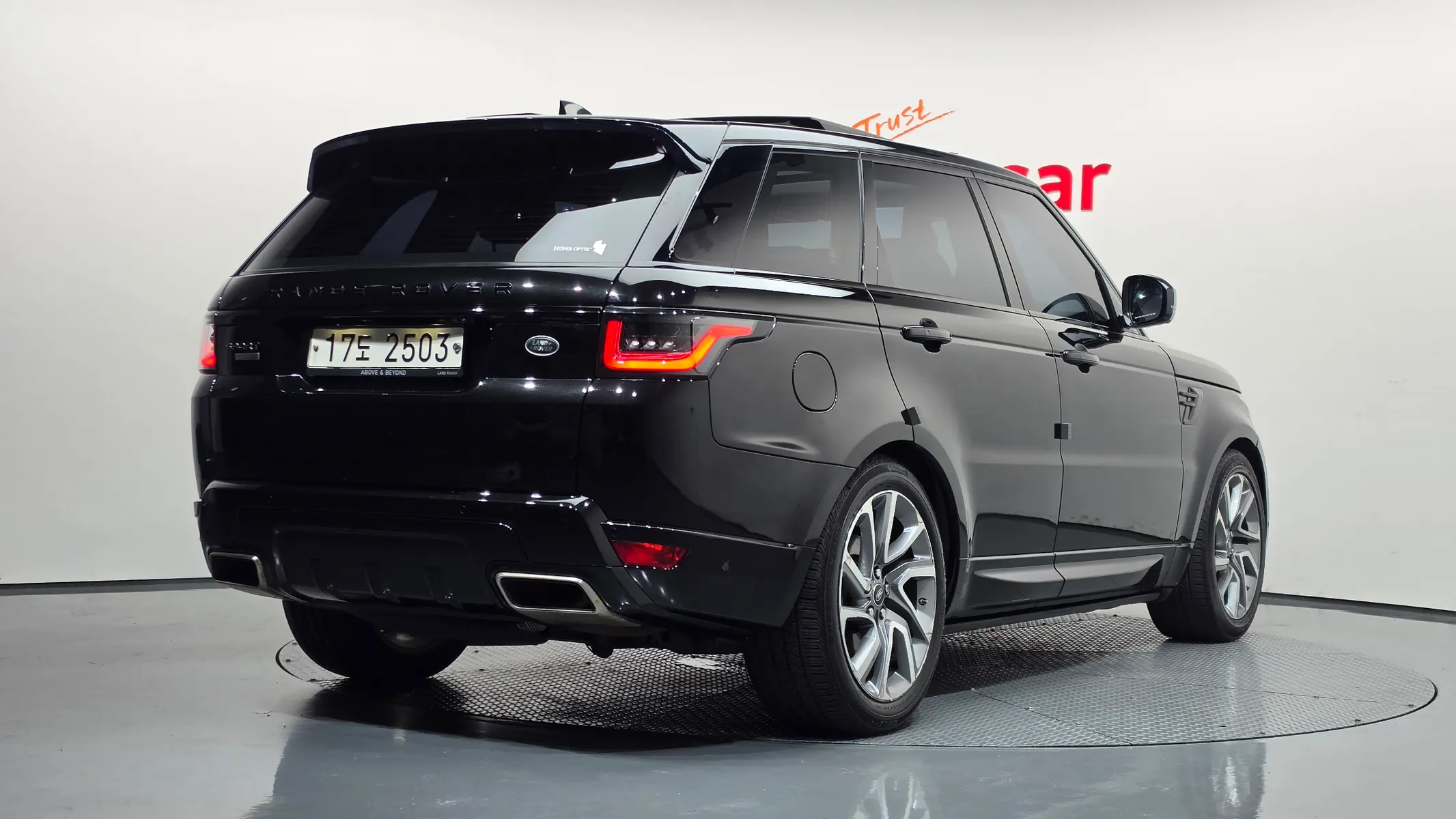 Land Rover 2 3.0 SDV6 AB 2018 2/41