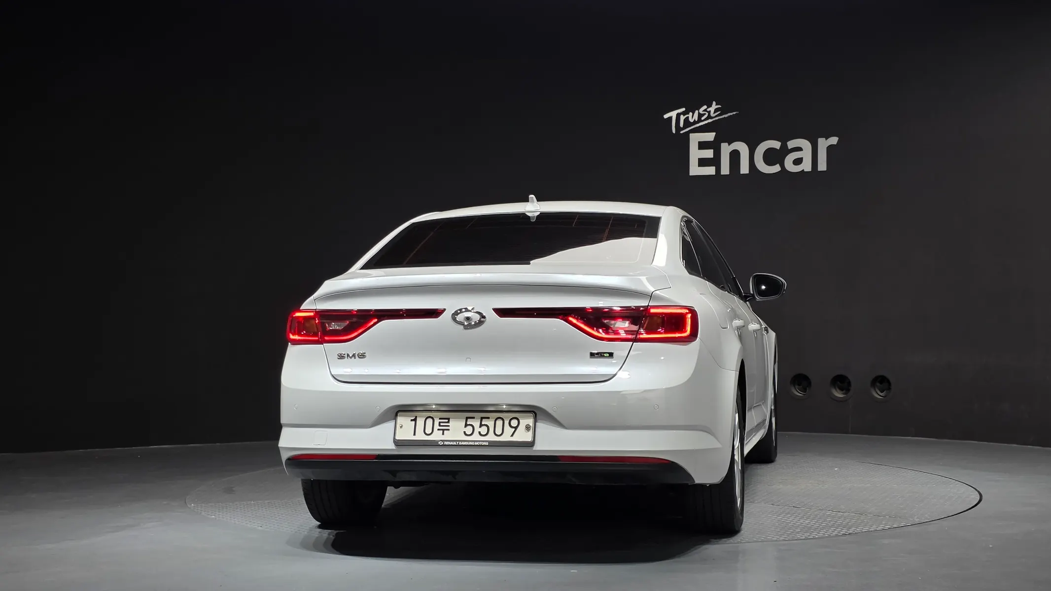 Renault Korea SM6 2.0 LPe SE () 2018 3/5