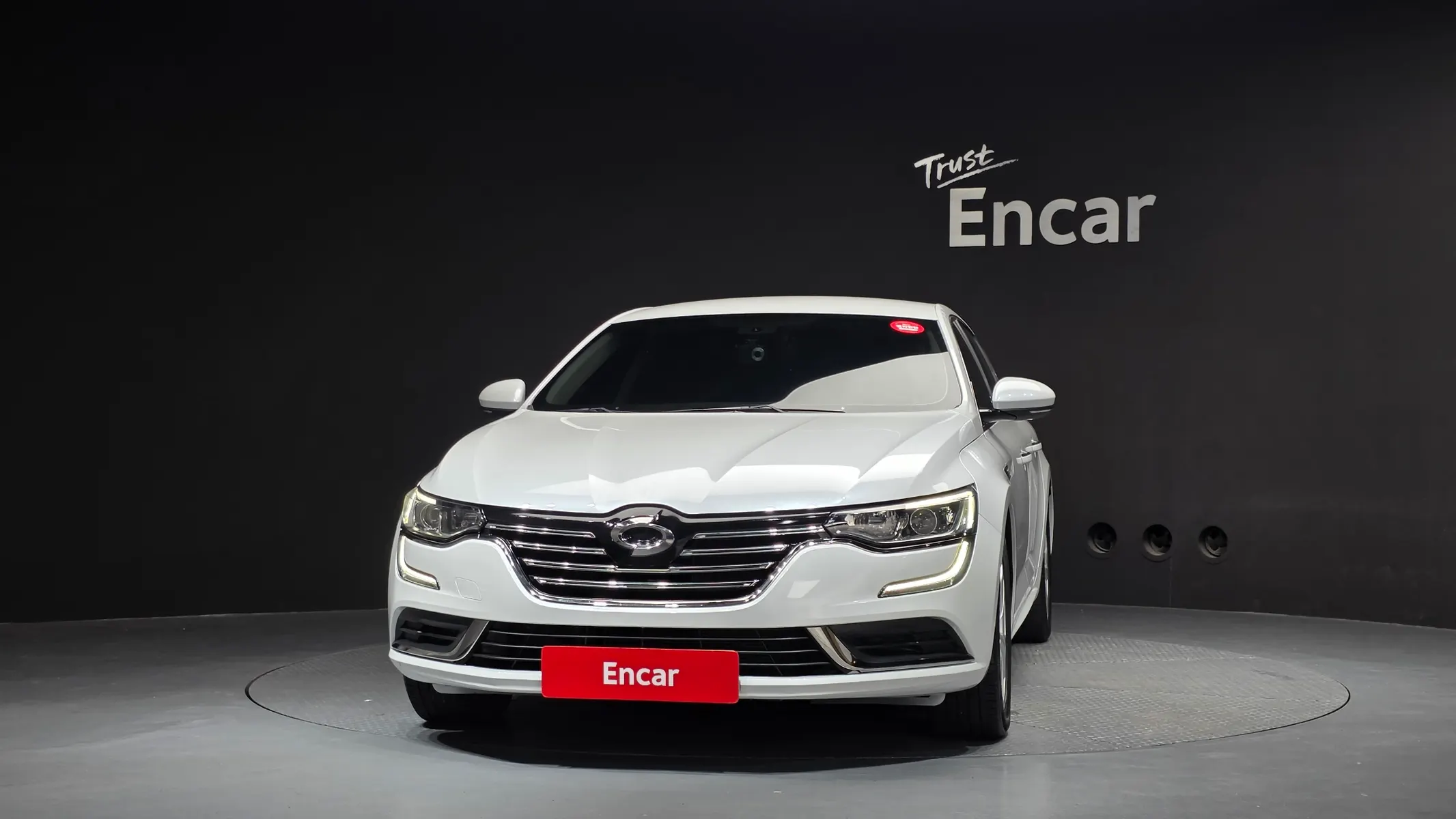 Renault Korea SM6 2.0 LPe SE () 2018 2/5