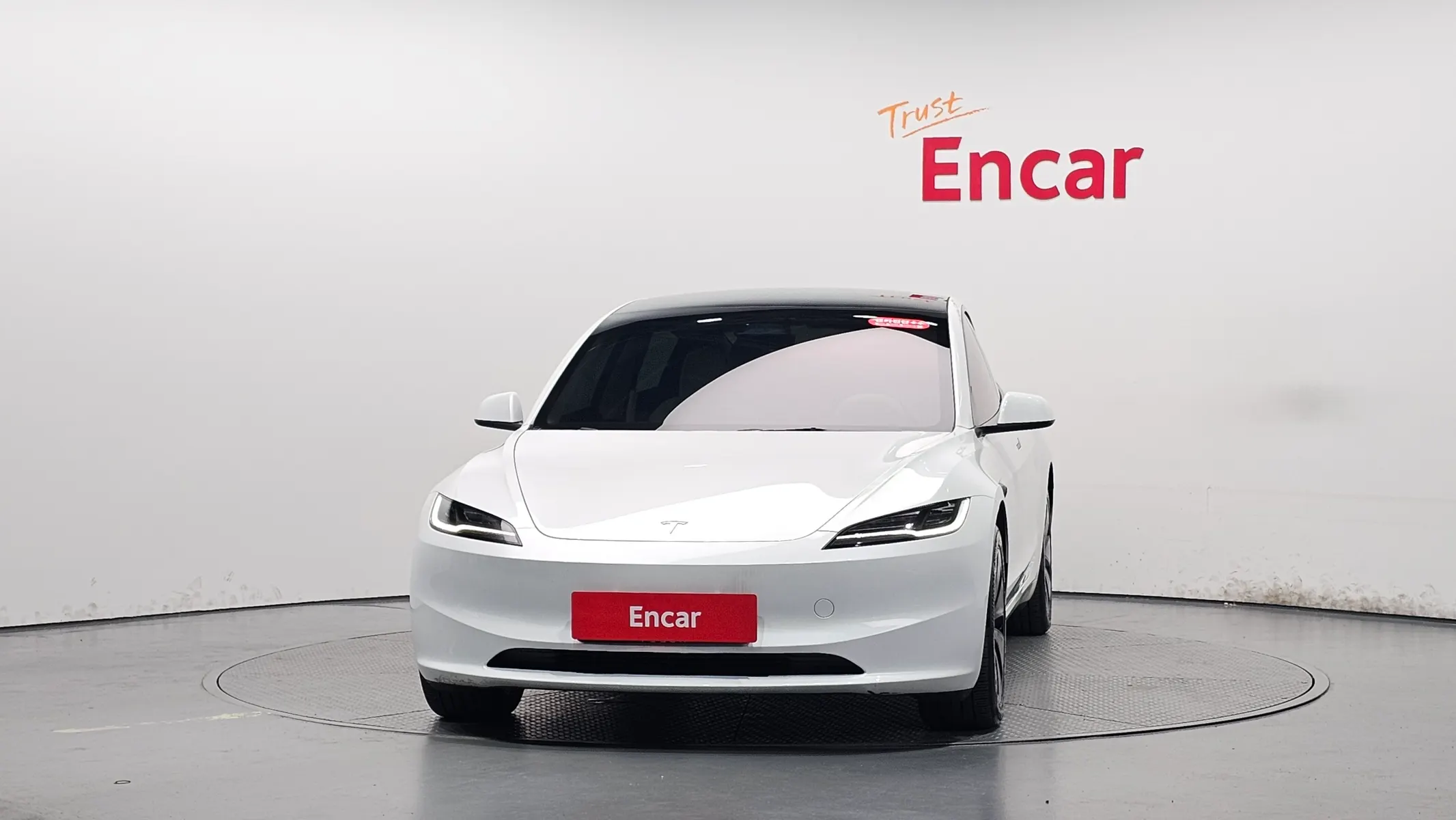 Tesla 3 AWD 2024 2/5
