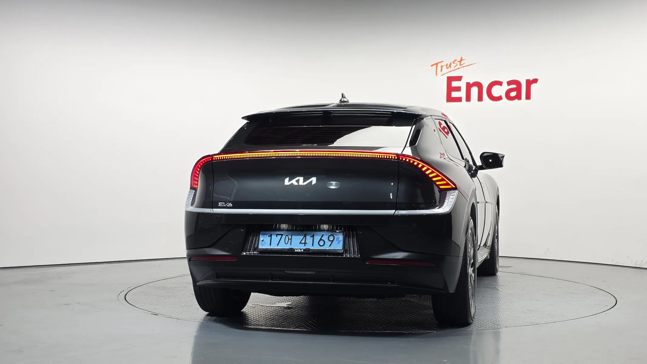 Kia EV6 4WD 2022 3/5