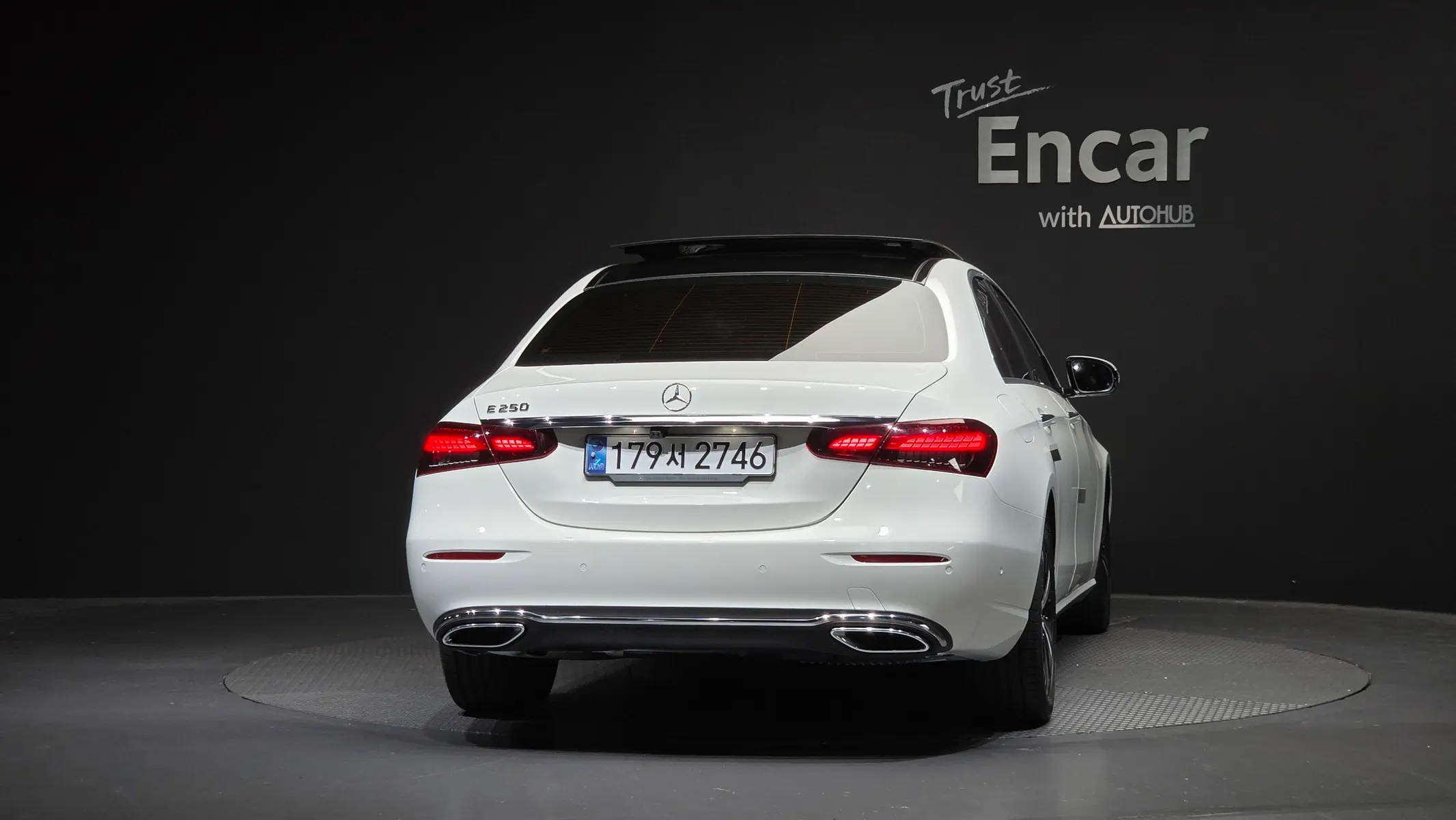 Mercedes-Benz E-Class W213 E250 2021 3/34