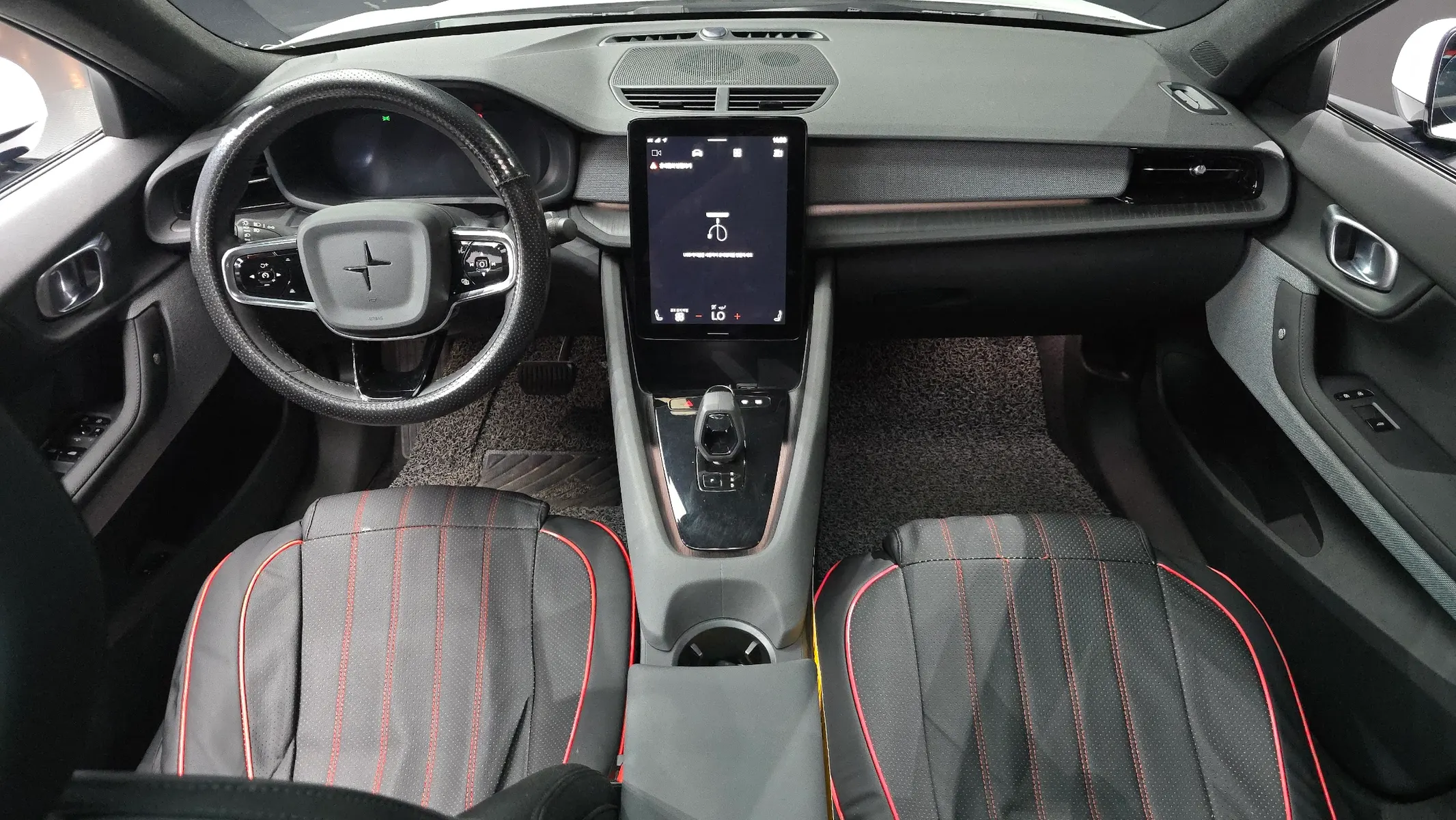 Polestar 2 2022 4/5