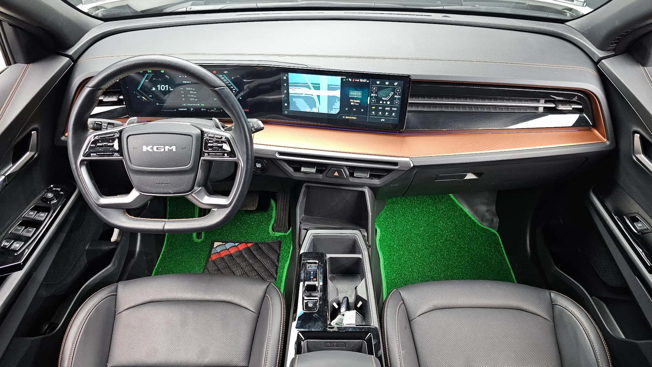 KG Mobility 토레스 HEV 1.5 2WD 2026 4/5