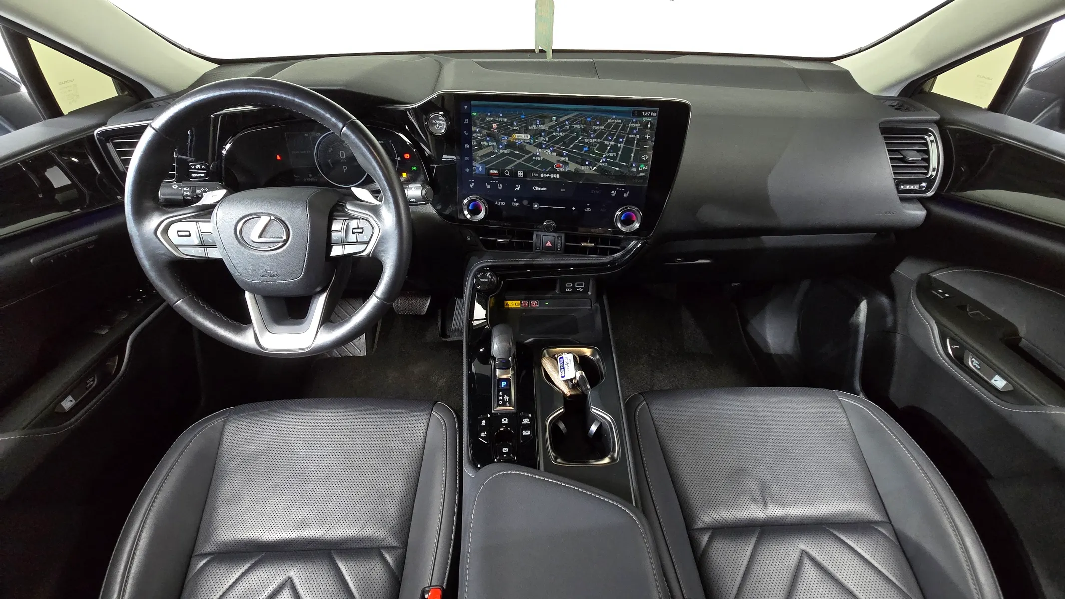 Lexus NX450h+ 2 2023 4/5