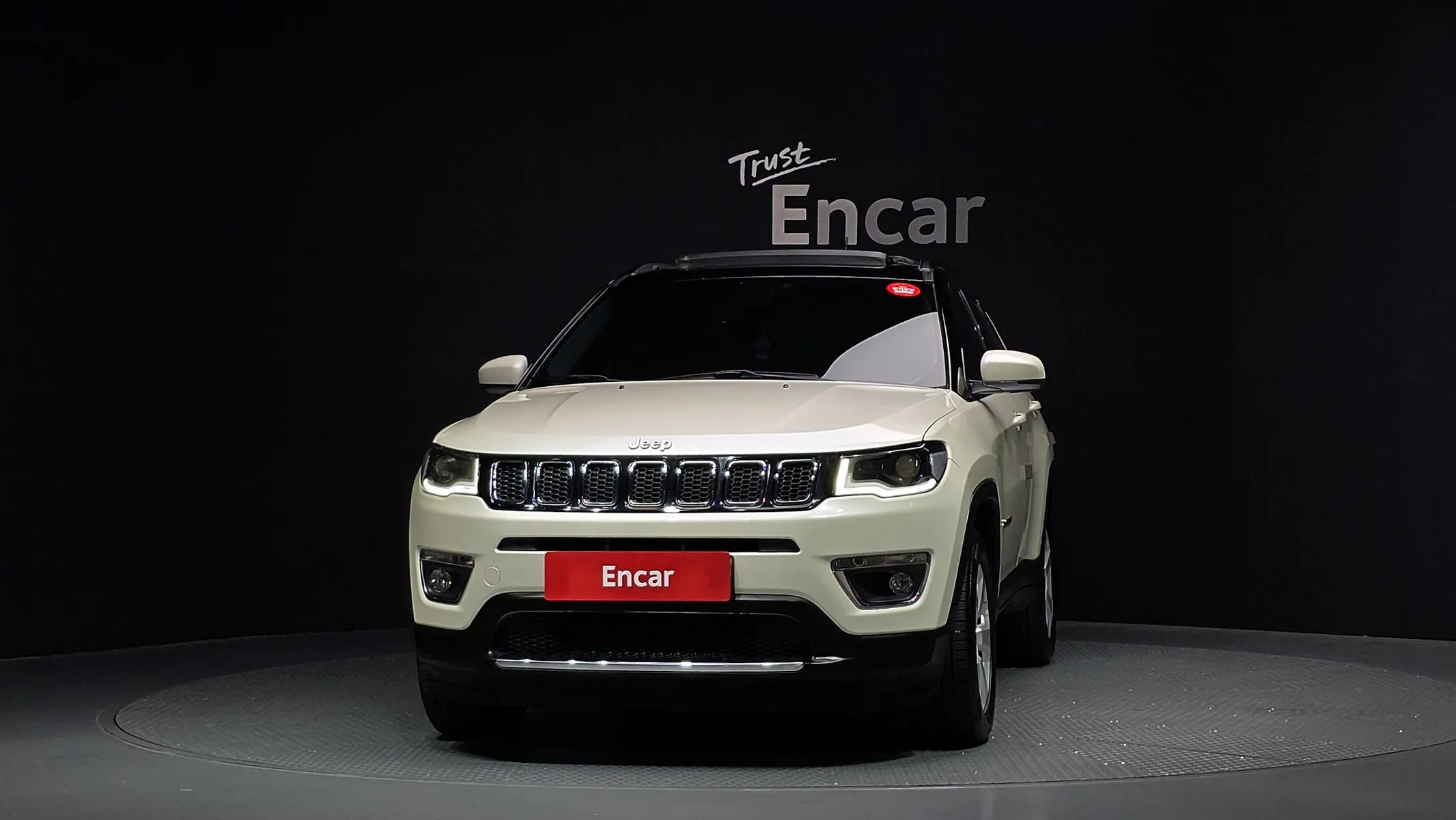 Jeep 2 2.4 AWD 2019 2/5