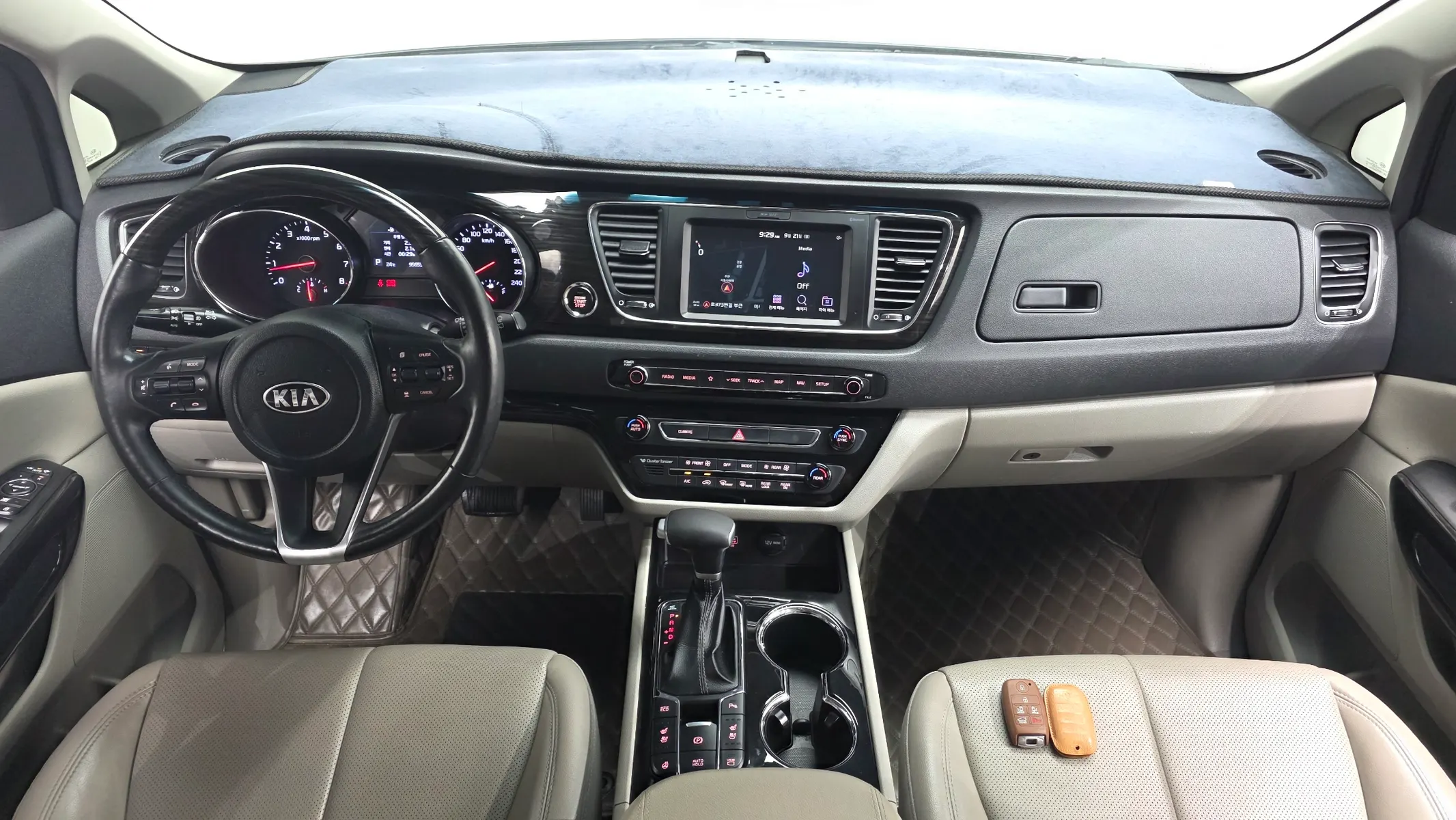 Kia 카니발 7 2020 4/5
