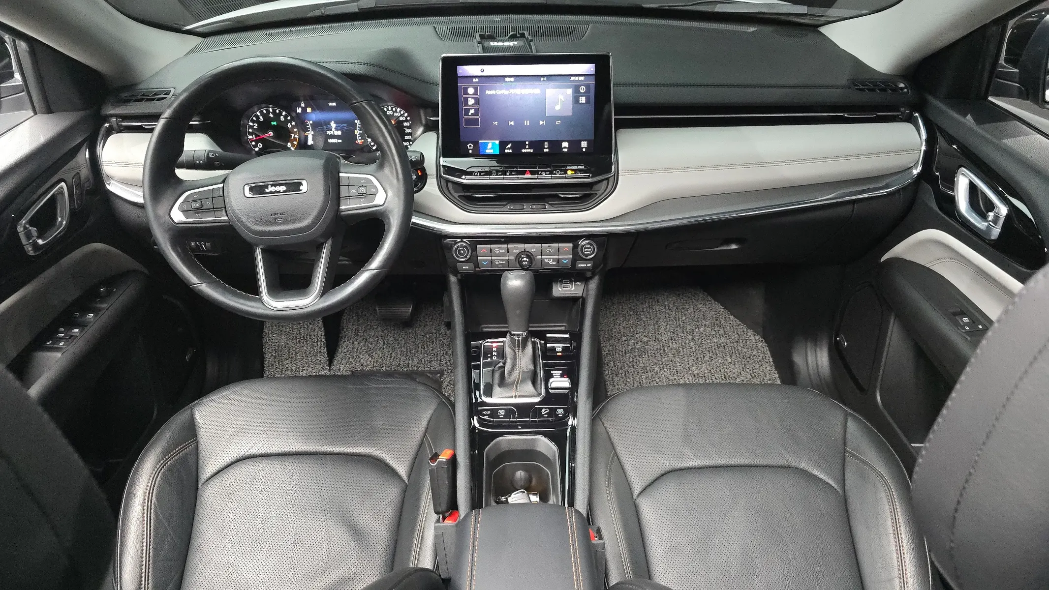Jeep 2 2.4 AWD 2022 4/5