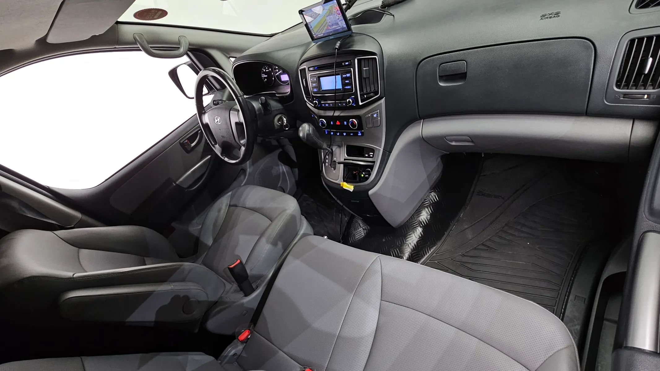 Hyundai 그랜드 스타렉스 3 2021 4/5