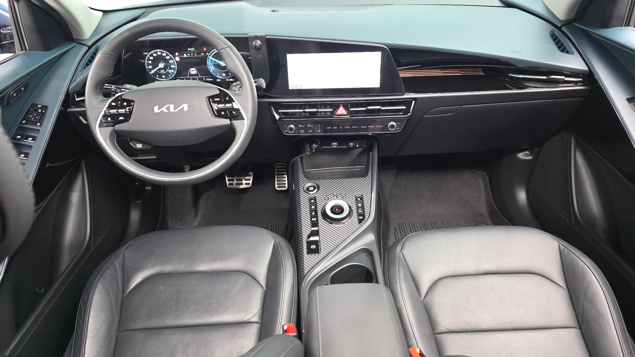Kia 디 니로 2022 4/5