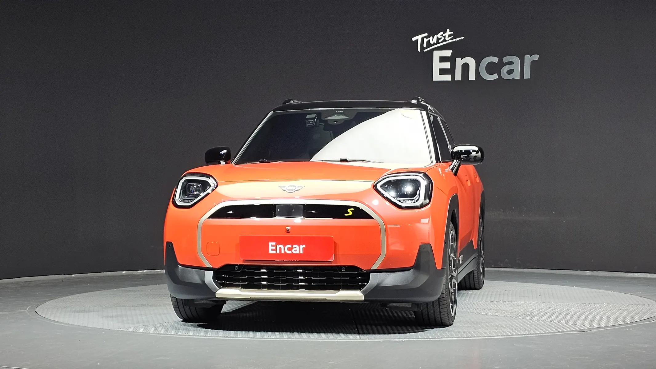 MINI 1 SE 2025 2/5