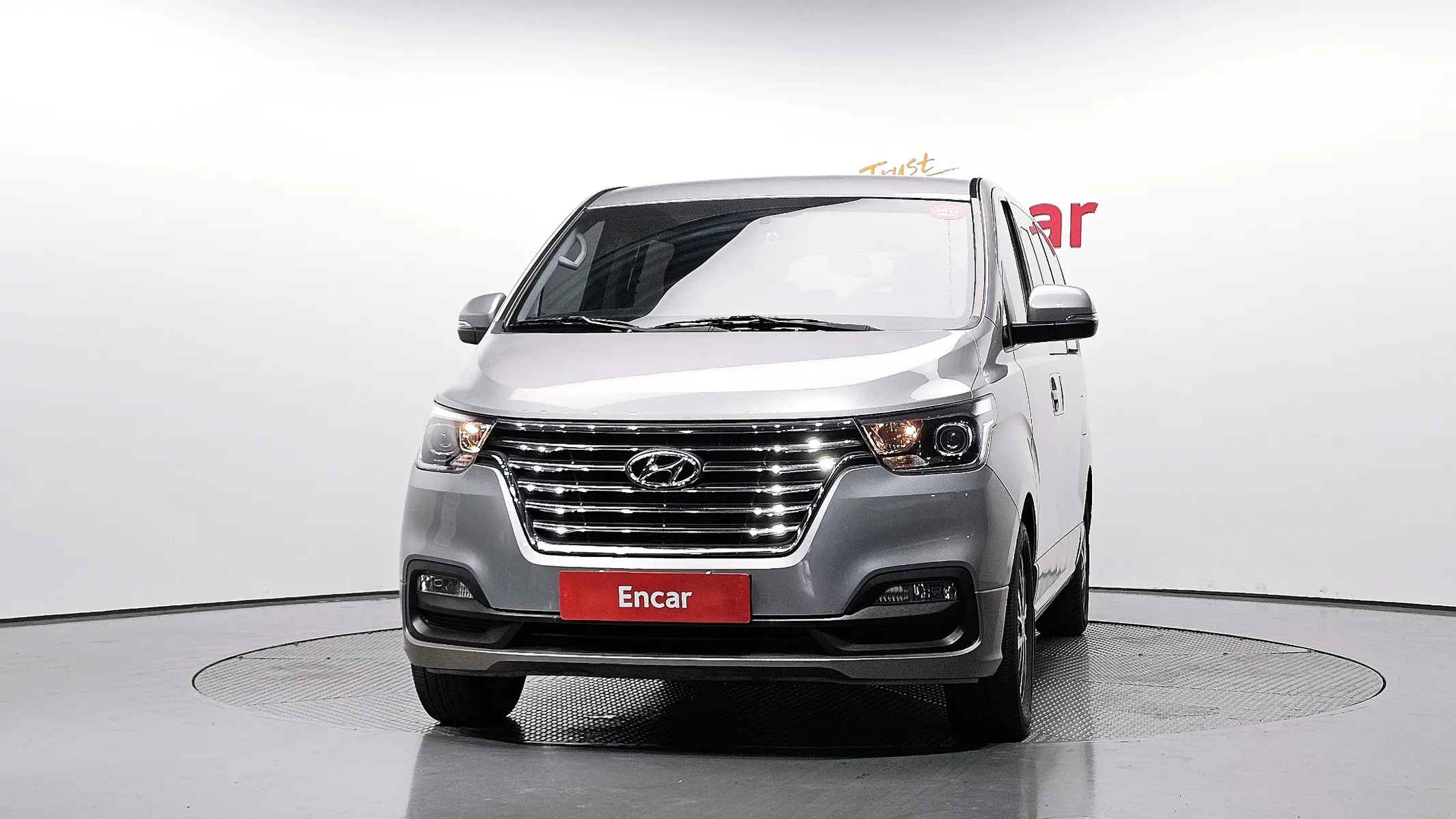 Hyundai 그랜드 스타렉스 9 2019 2/5