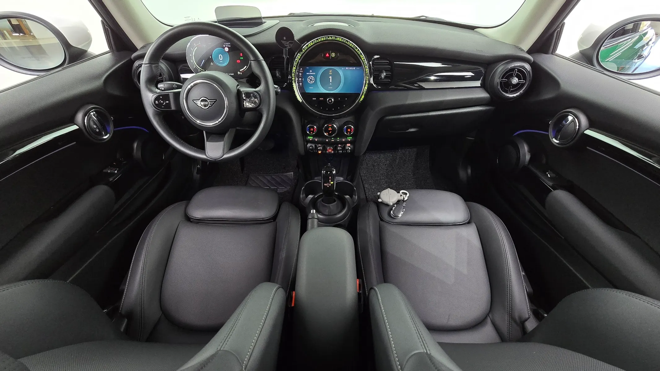 MINI 쿠퍼 2022 4/5