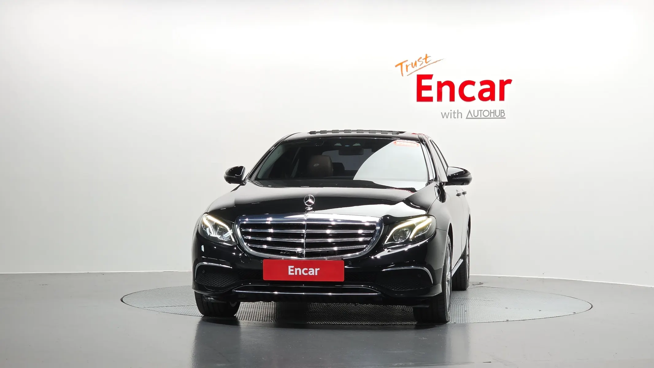 Mercedes-Benz E-Class W213 E300 4MATIC 2018 3/32