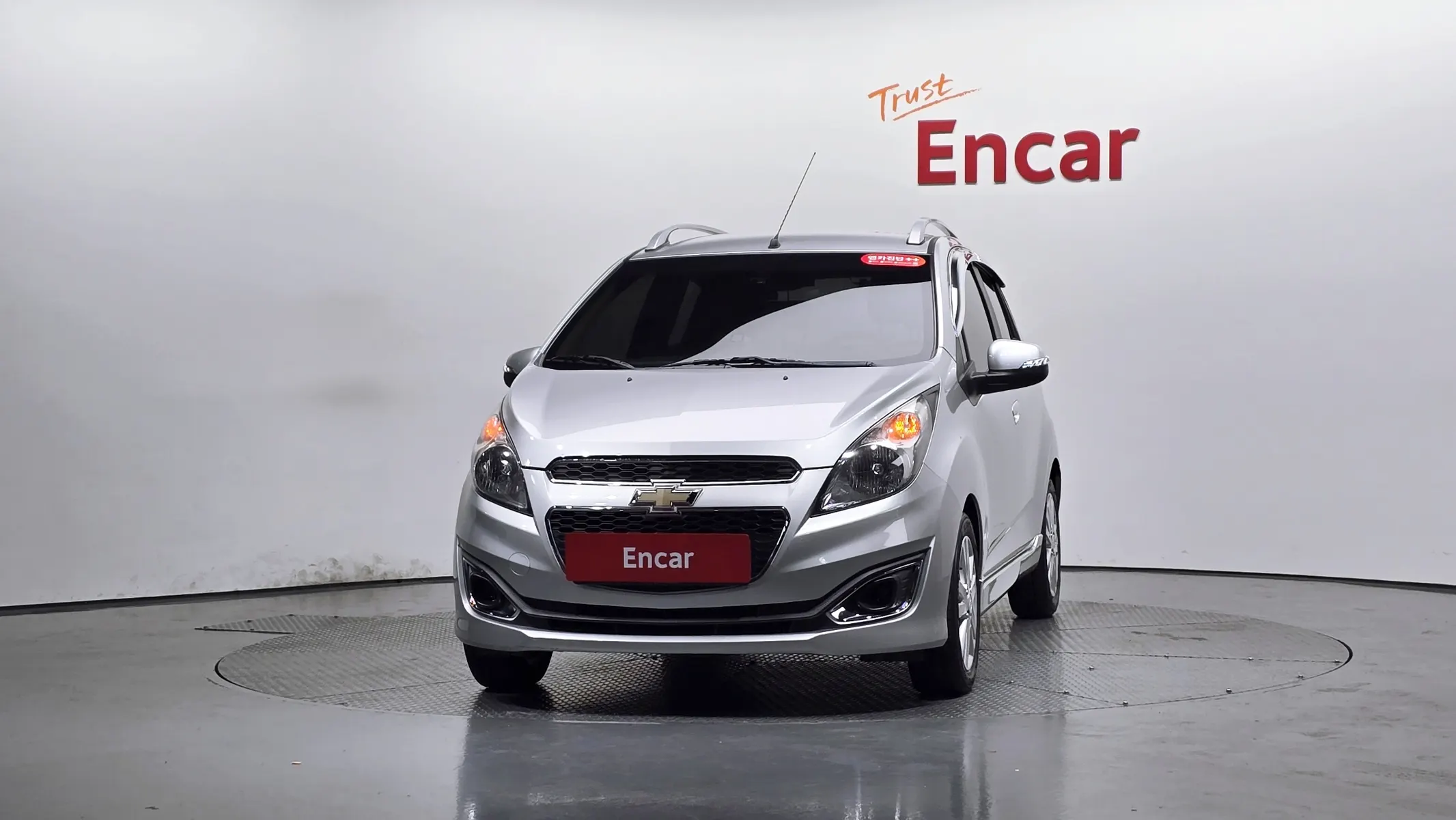 Chevrolet Spark LT 2014 2/5