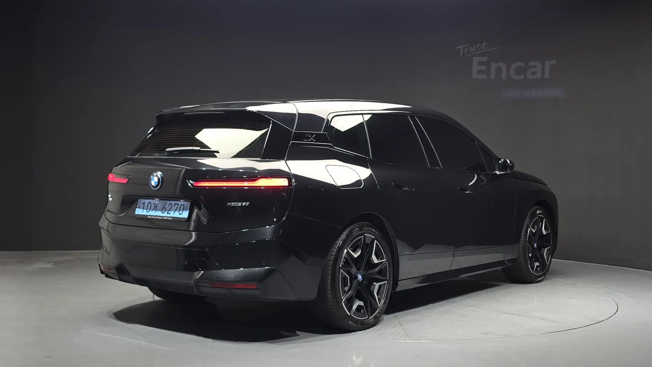 BMW iX xDrive50 2022 2/37
