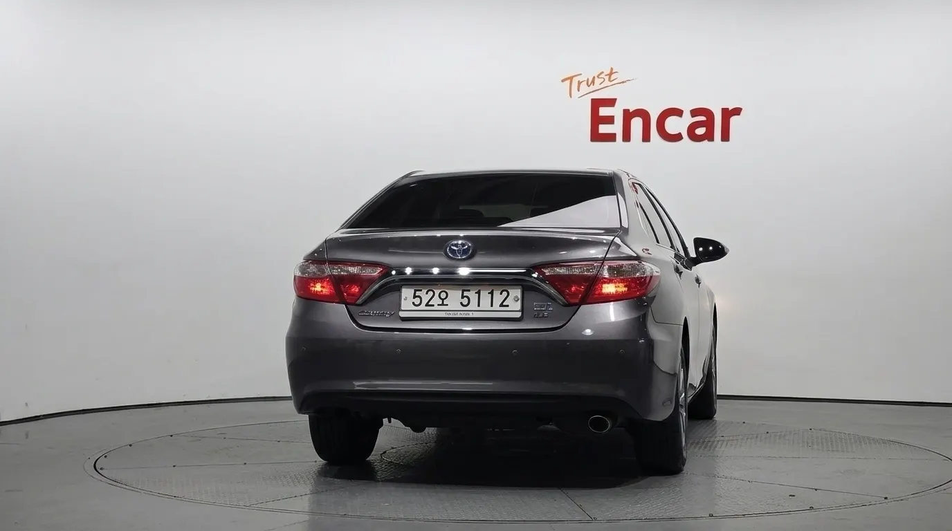 Toyota 캠리 LE 2017 3/5