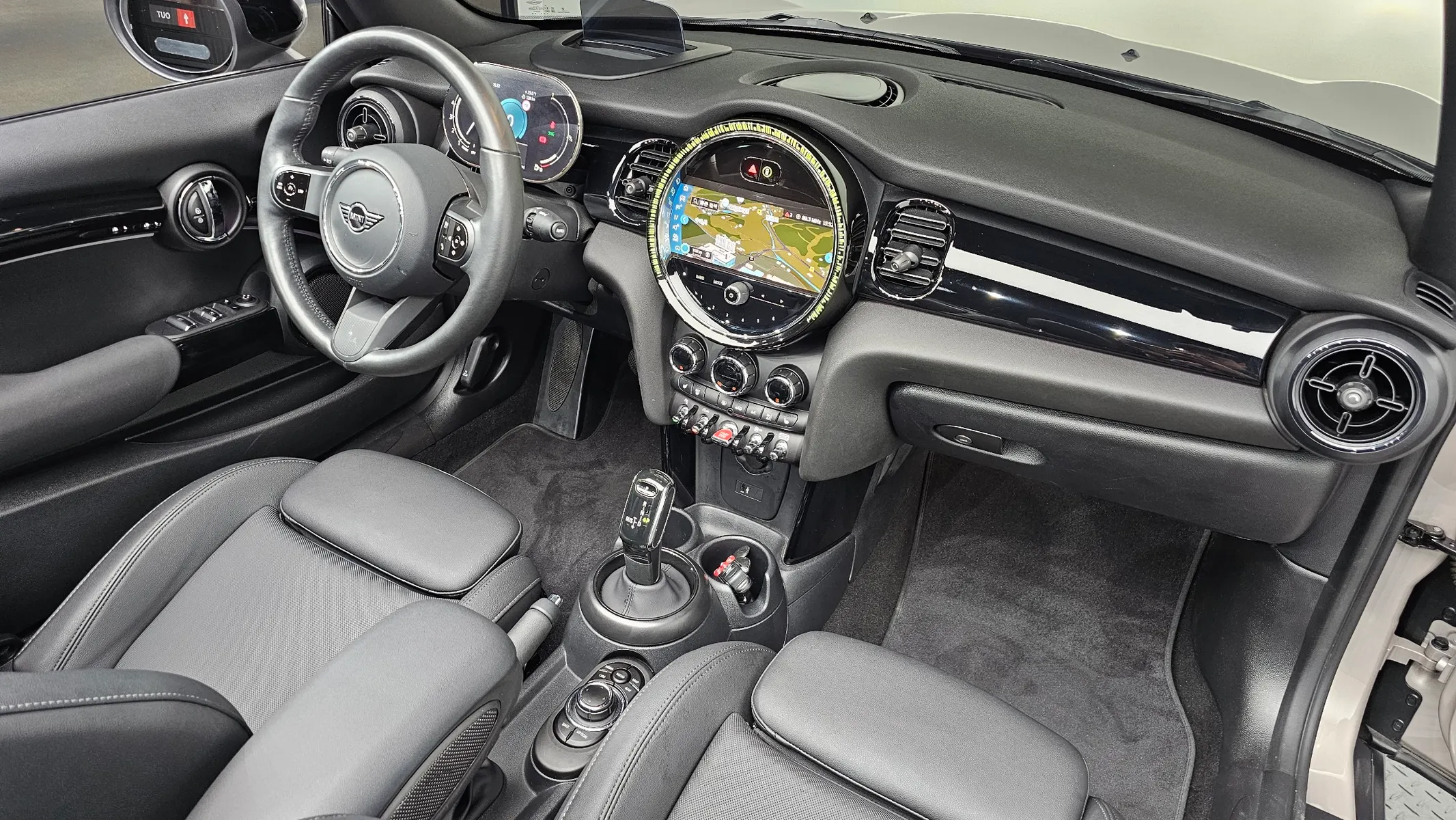 MINI Convertible 2023 4/5
