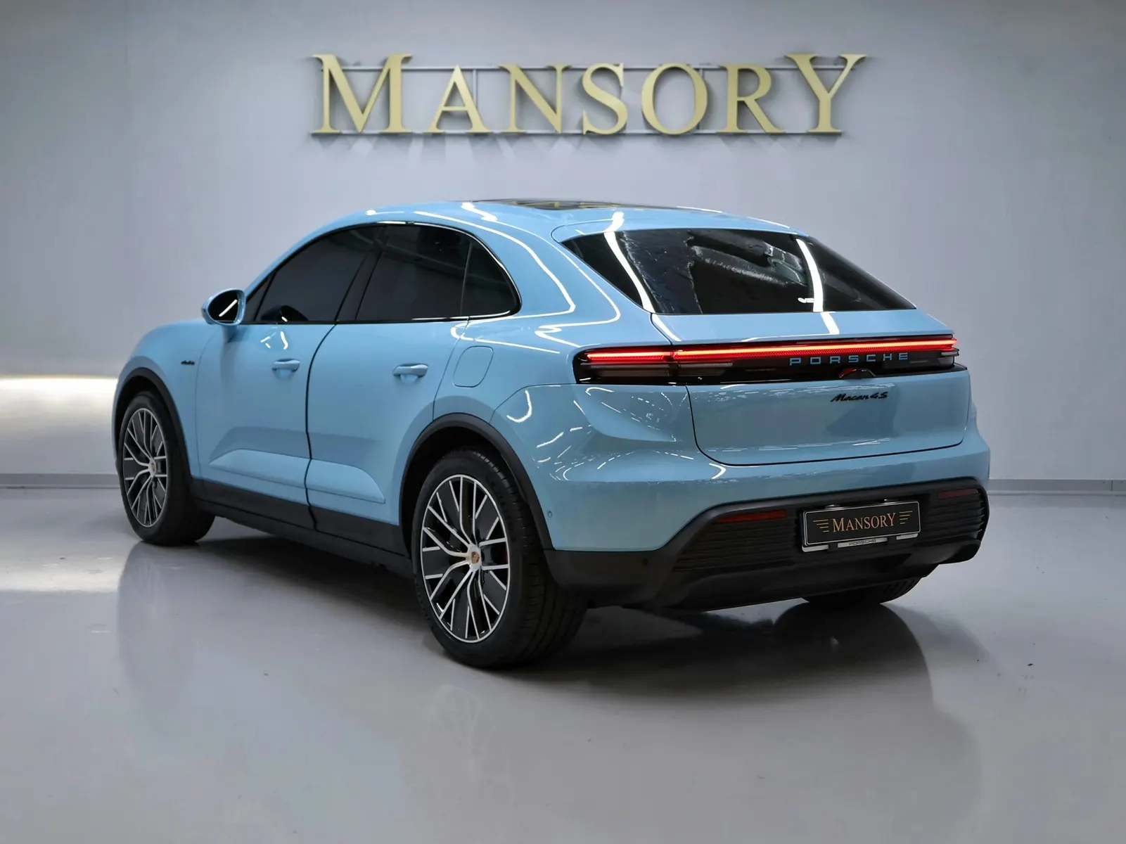 Porsche EV 4S 2025 2/21