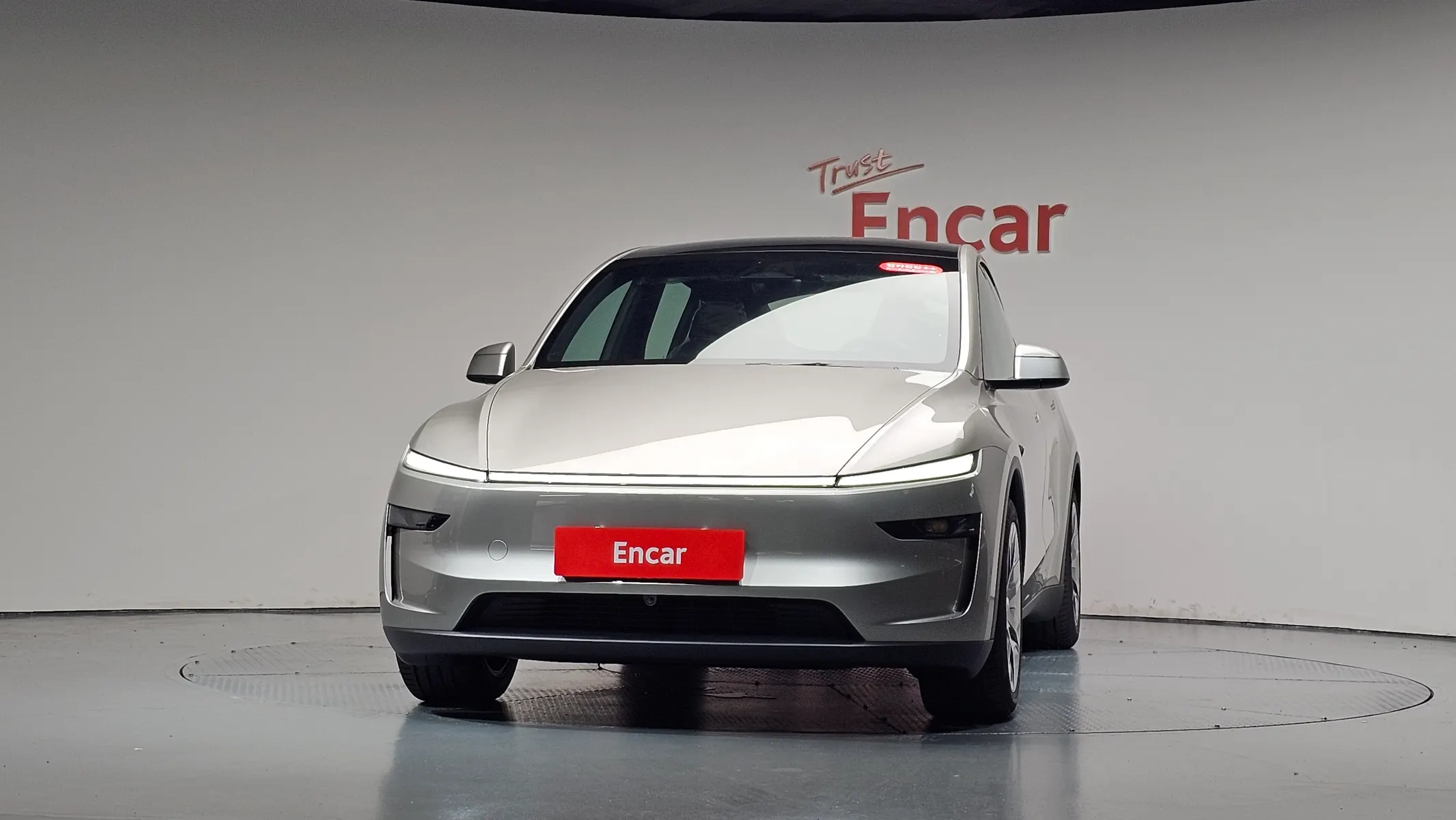 Tesla Y L AWD 2026 2/5
