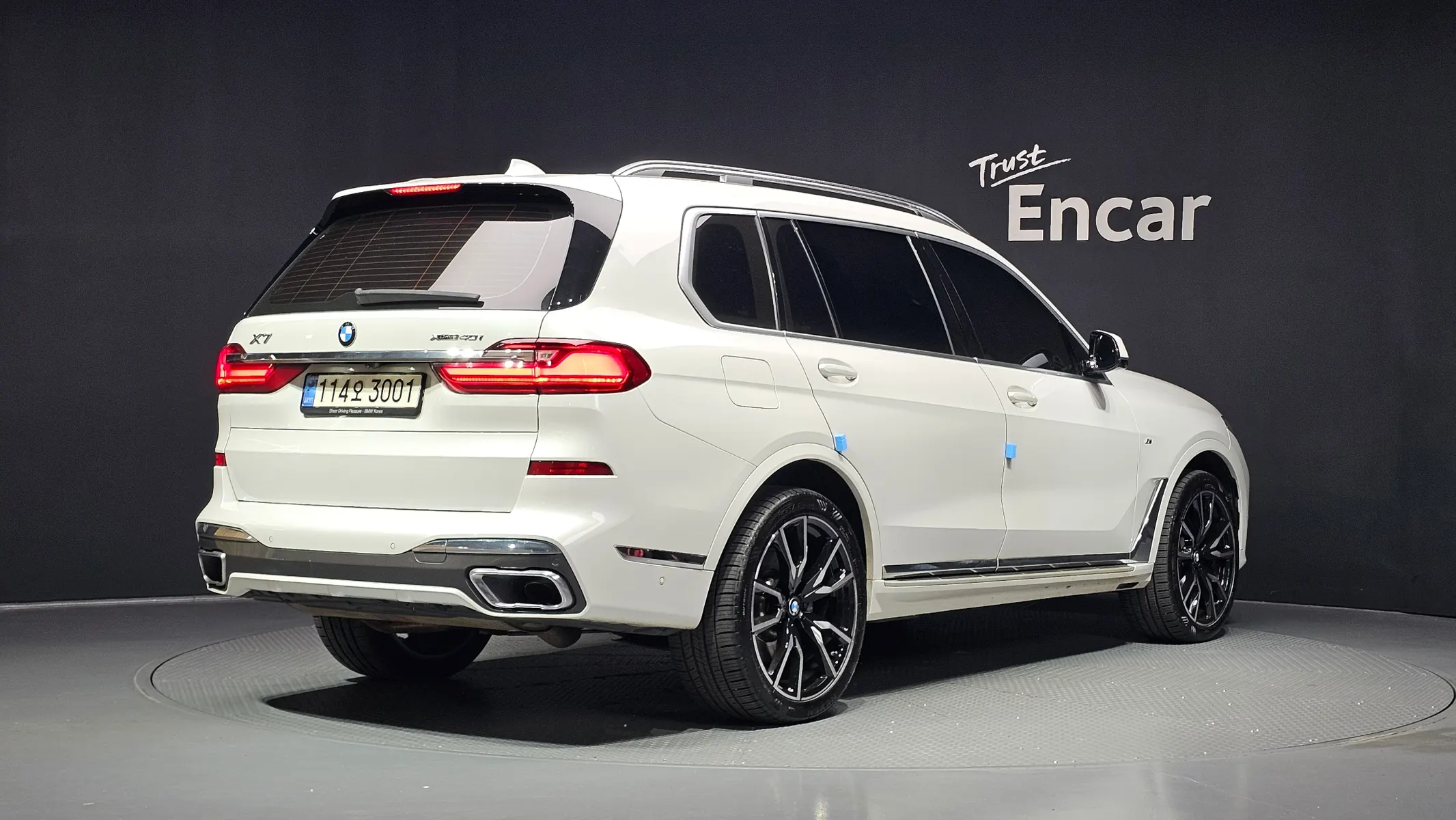 BMW X7 (G07) xDrive 40i M 7 2021 2/35