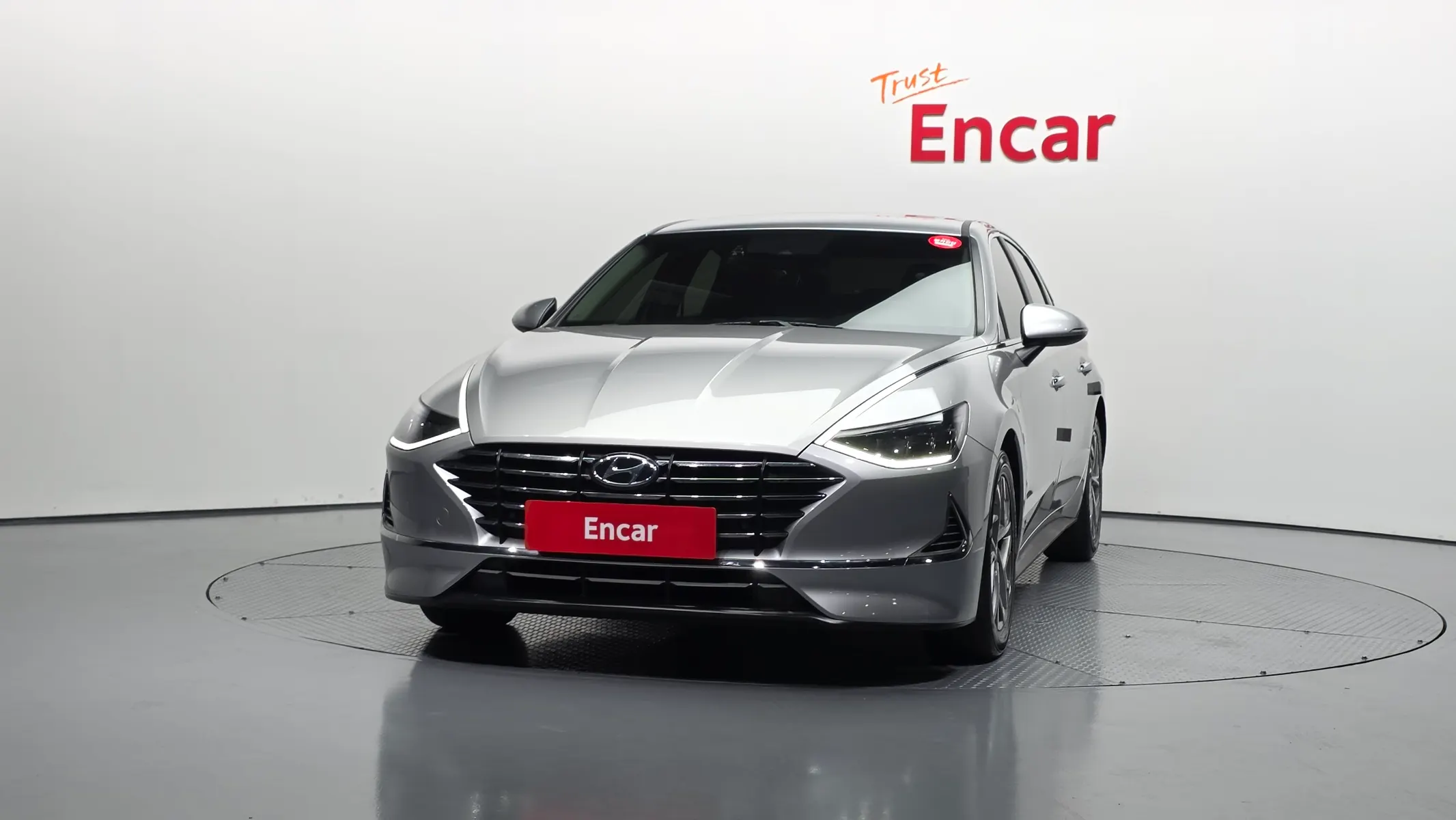 Hyundai (DN8) 2.0 2019 2/5