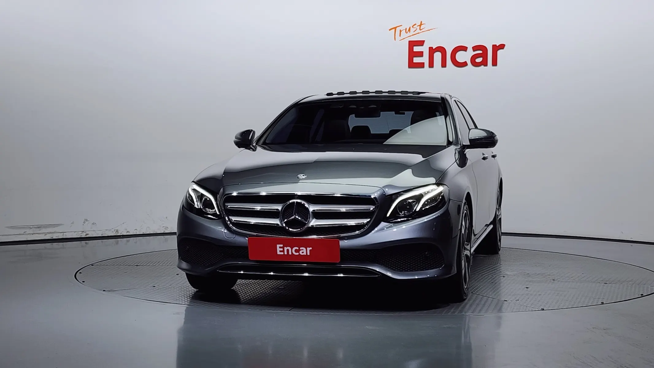 Mercedes-Benz E-Class W213 E300 2017 3/21