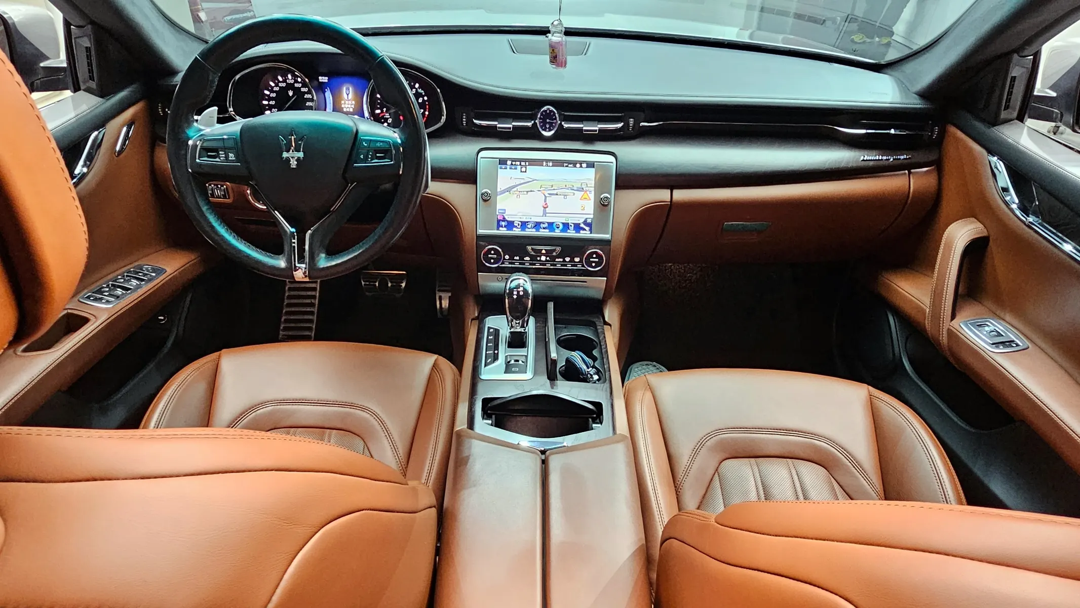 Maserati 콰트로포르테 3.0 V6 2016 4/5