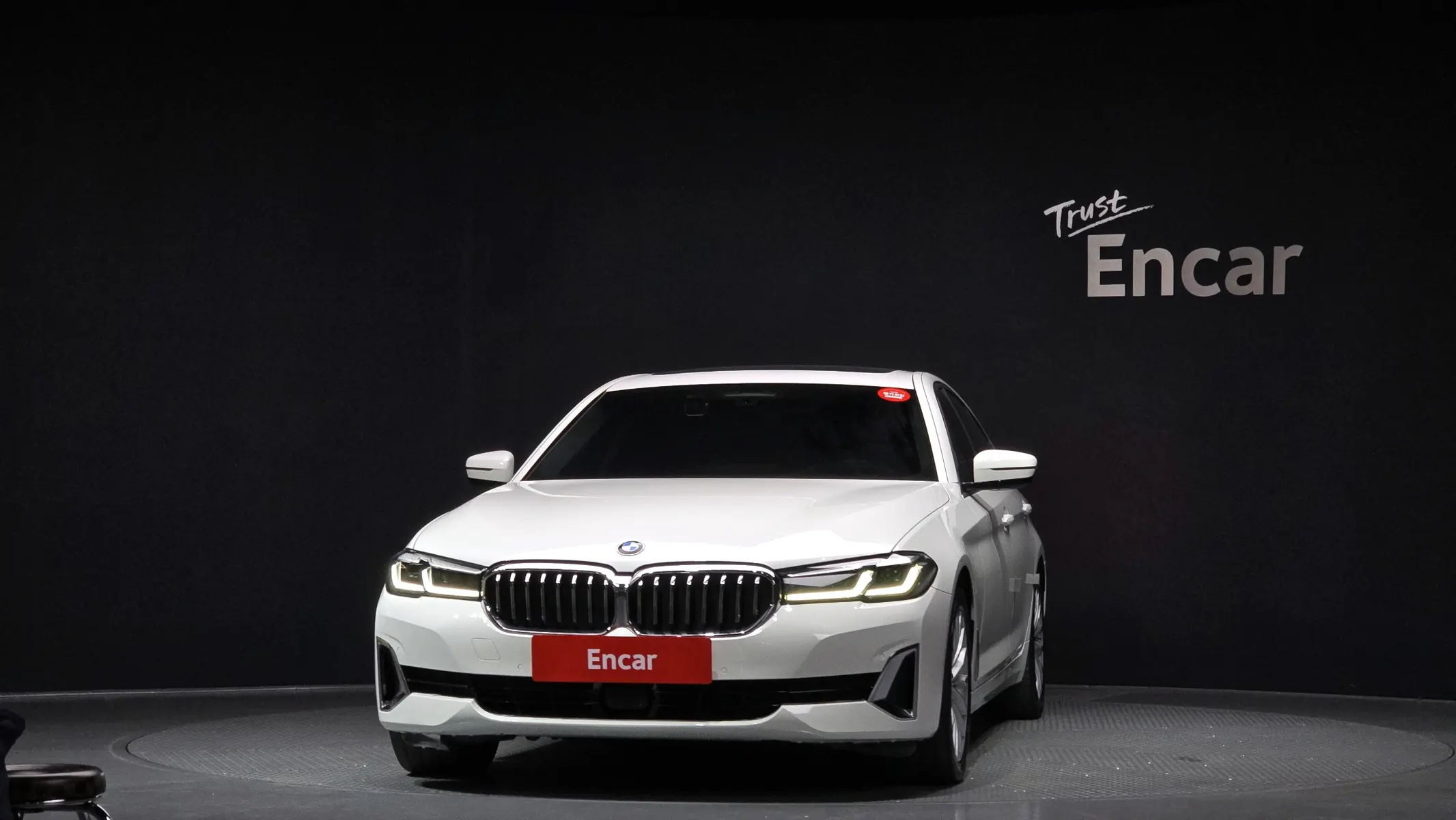 BMW 5 Series (G30) 523d xDrive 2020 3/21