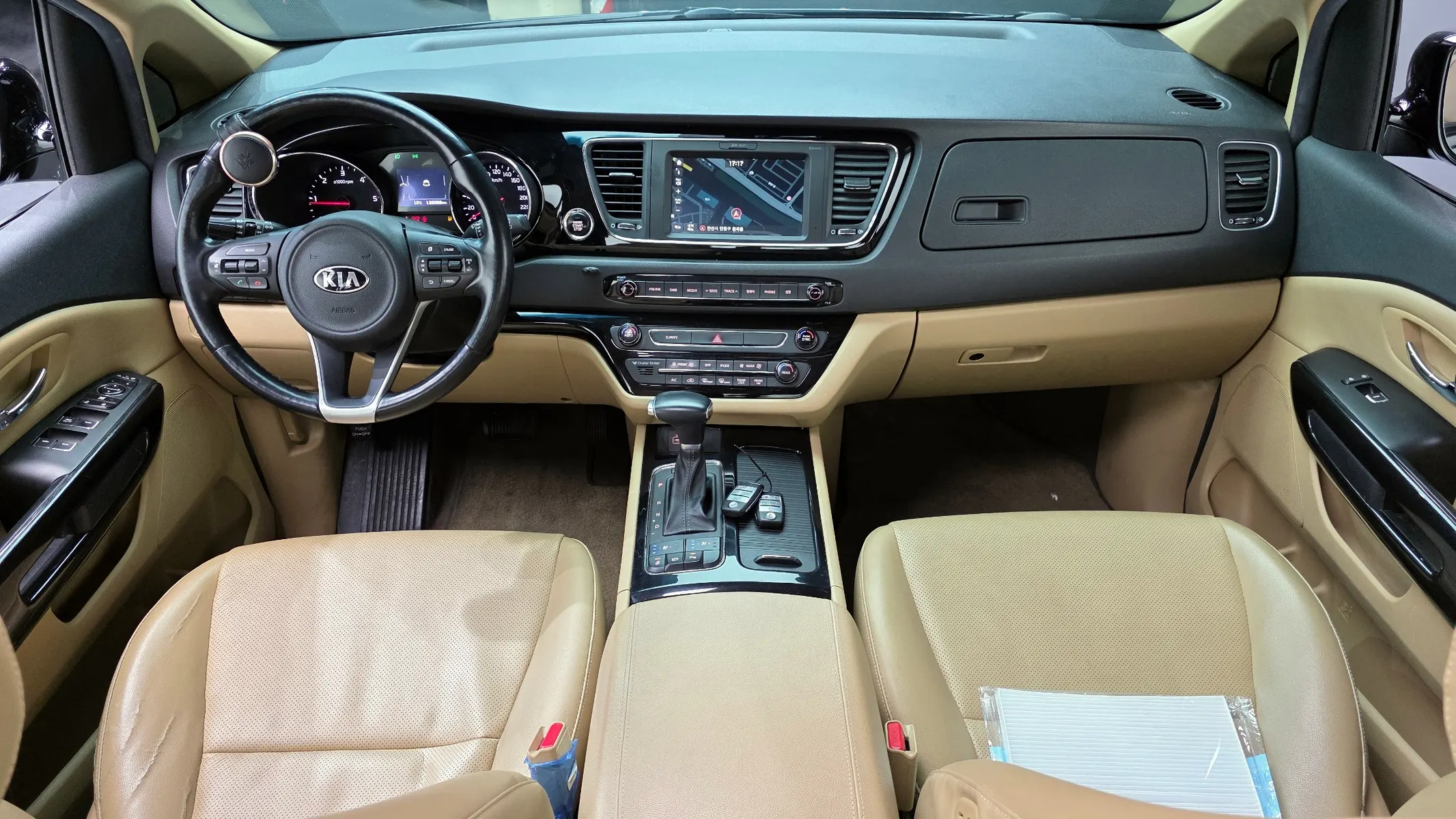 Kia 카니발 9 2017 4/5