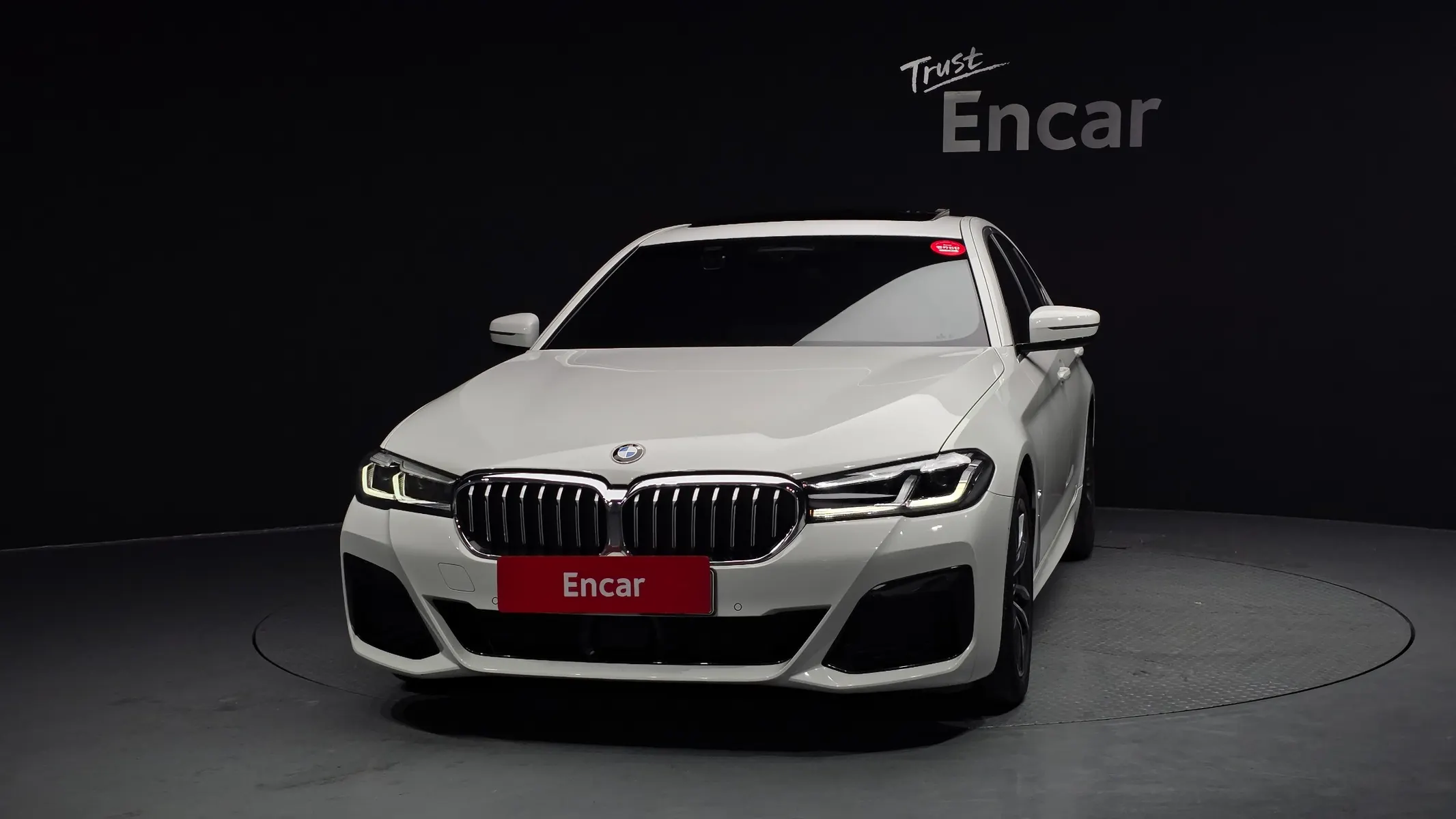 BMW 5 Series (G30) 520i M 2021 3/21