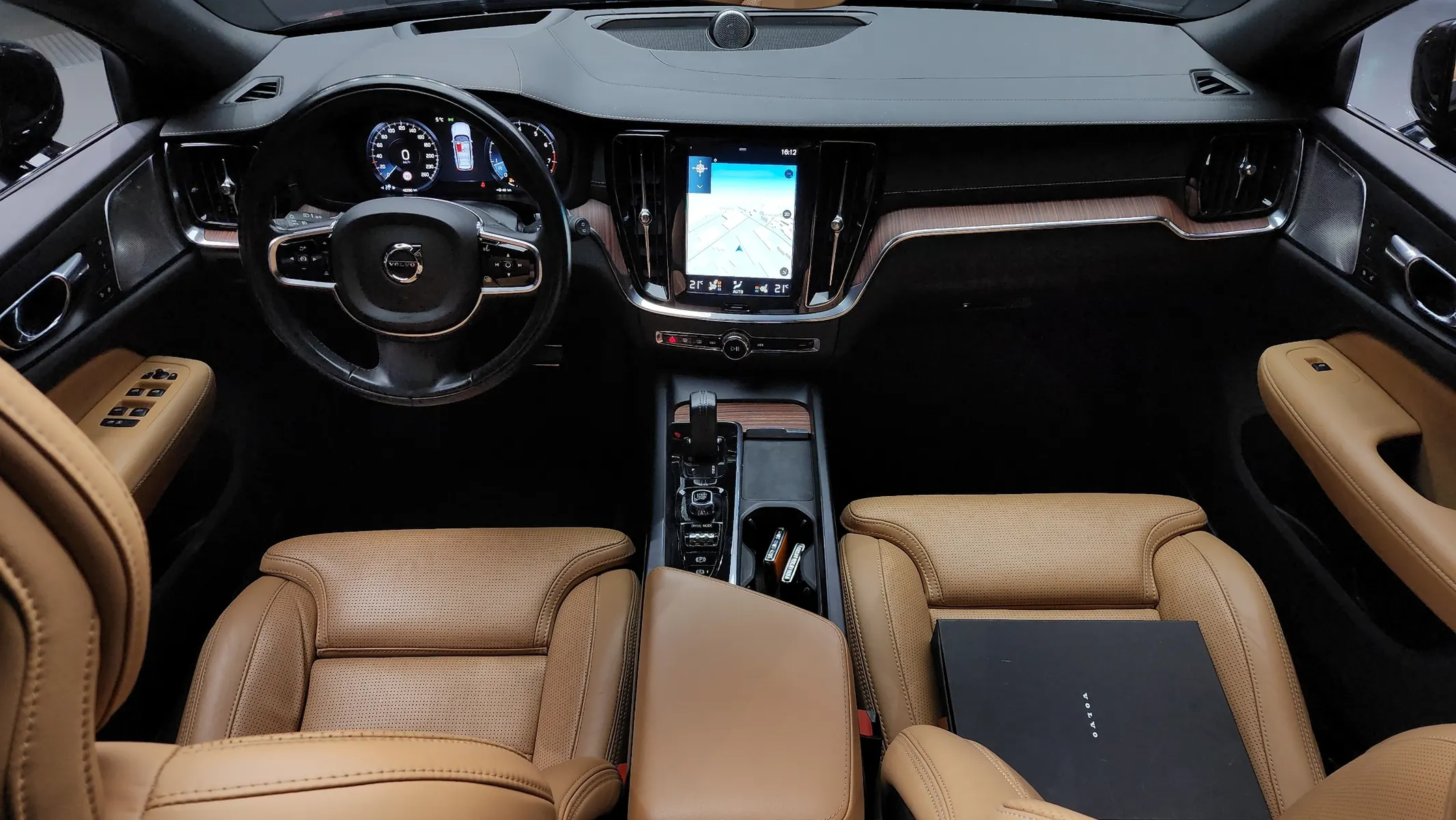 Volvo V60 2 B5 AWD 2020 4/5