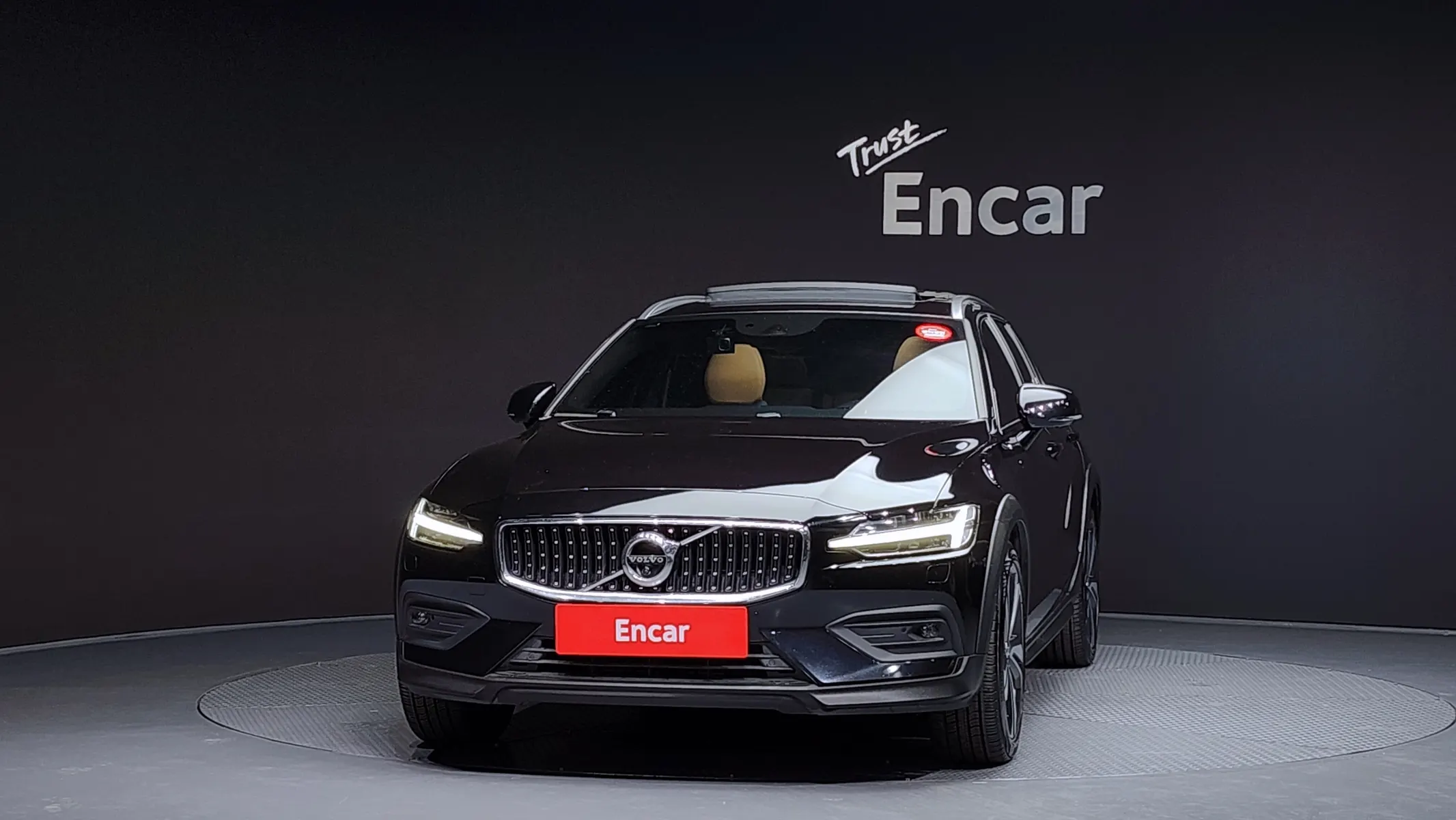 Volvo V60 2 B5 AWD 2020 2/5
