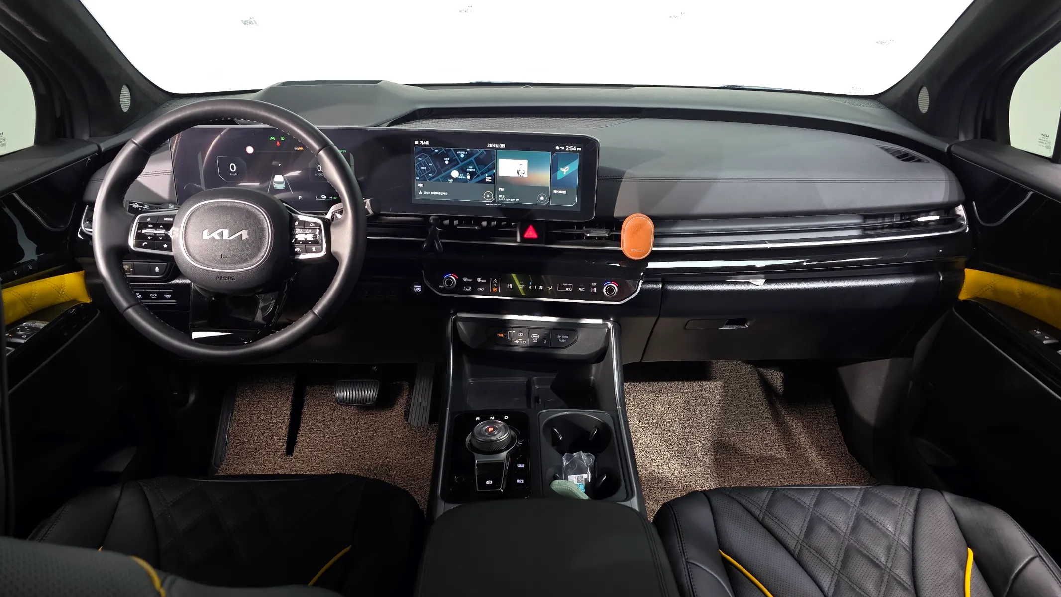 Kia 4 HEV 9 () 2025 4/5