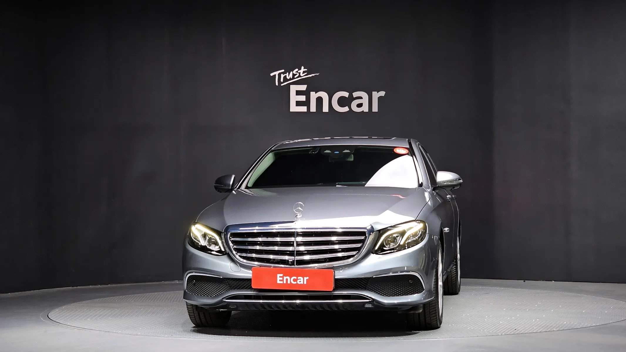 Mercedes-Benz E-Class W213 E300 4MATIC 2018 3/21
