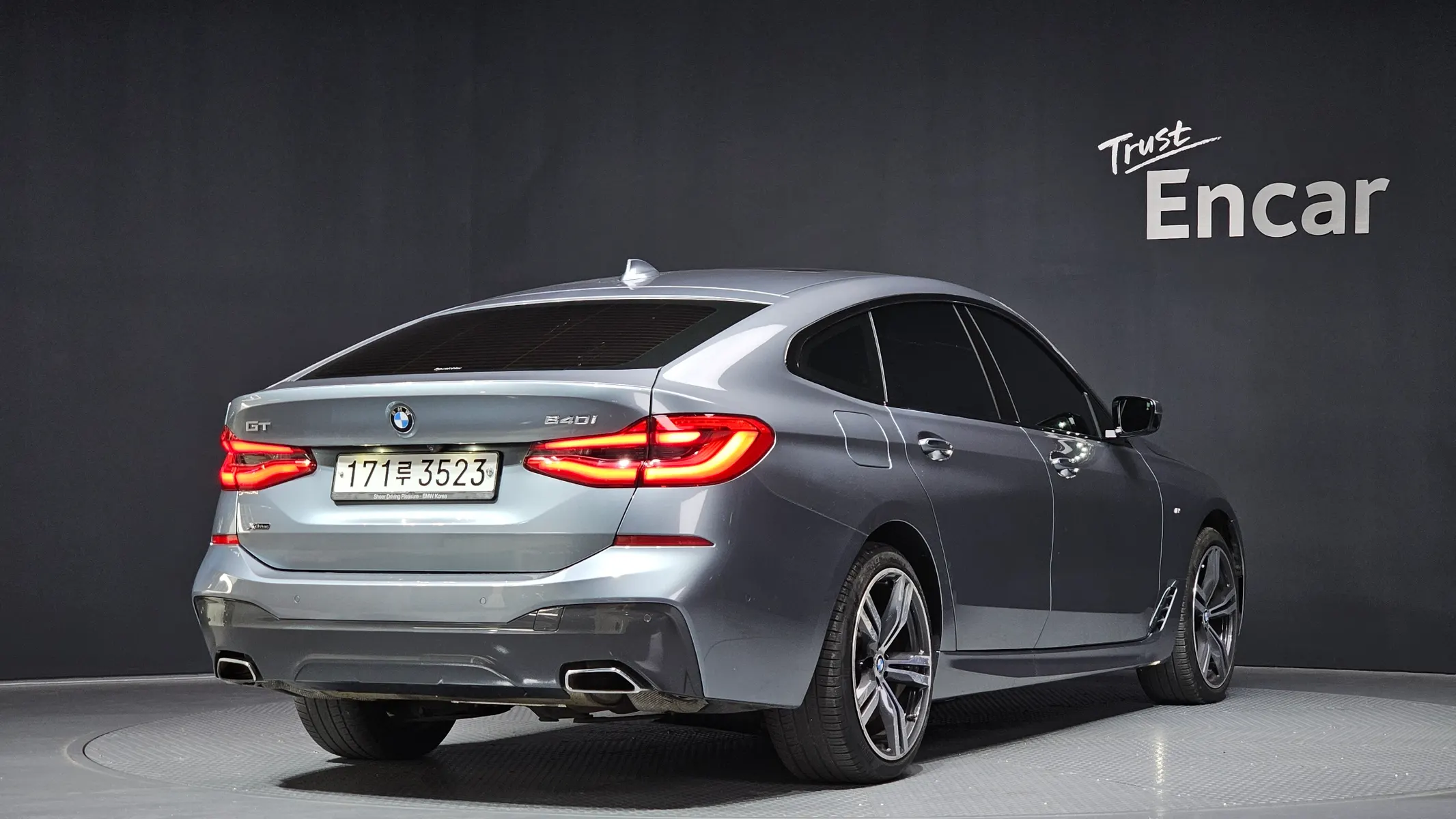 BMW 6 Series GT (G32) 640i xDrive M 2018 2/21