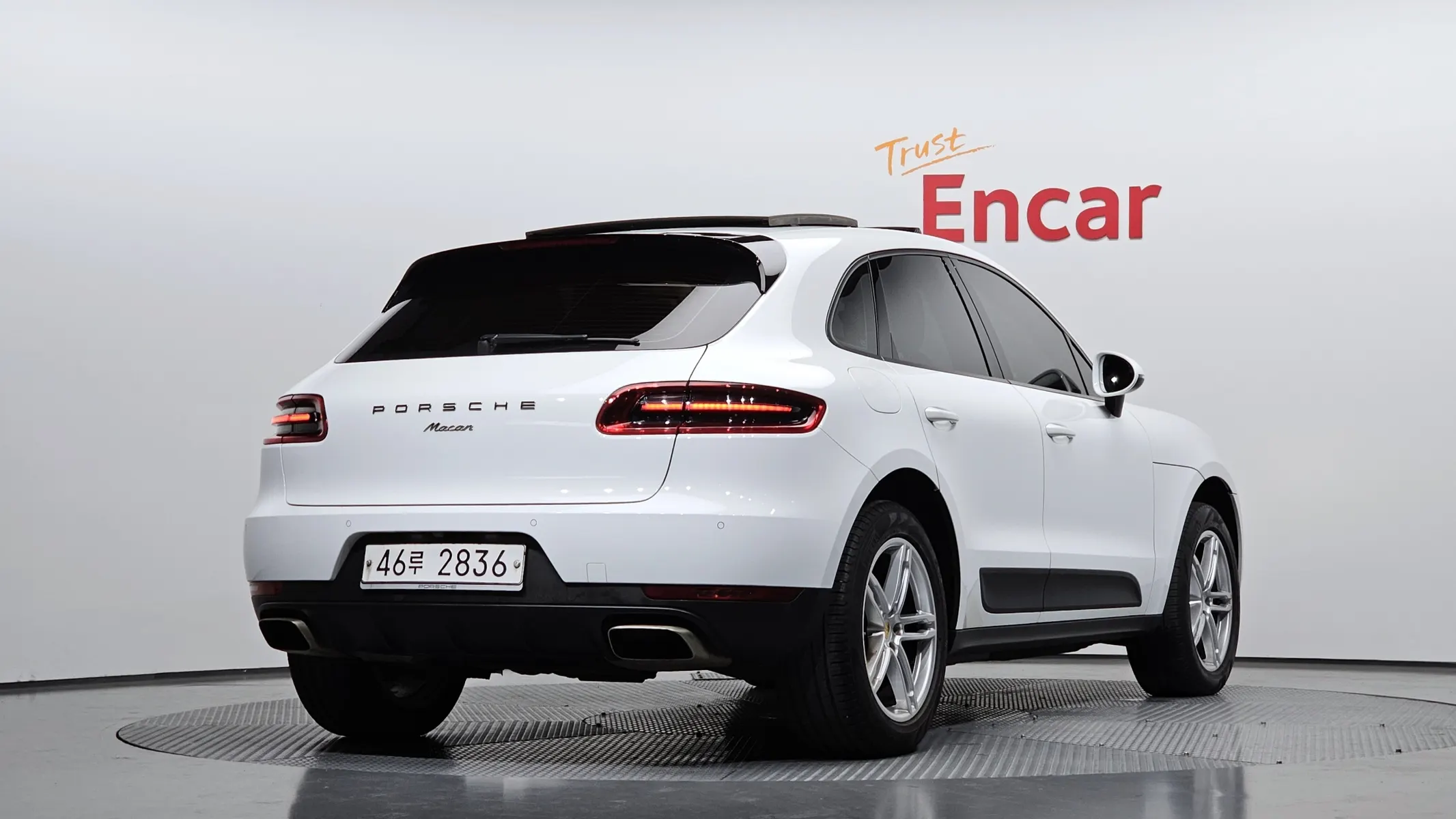 Porsche 마칸 2.0 2018 2/27