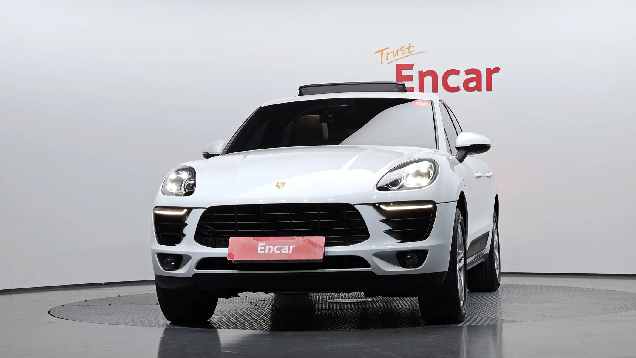 Porsche 마칸 2.0 2018 3/27