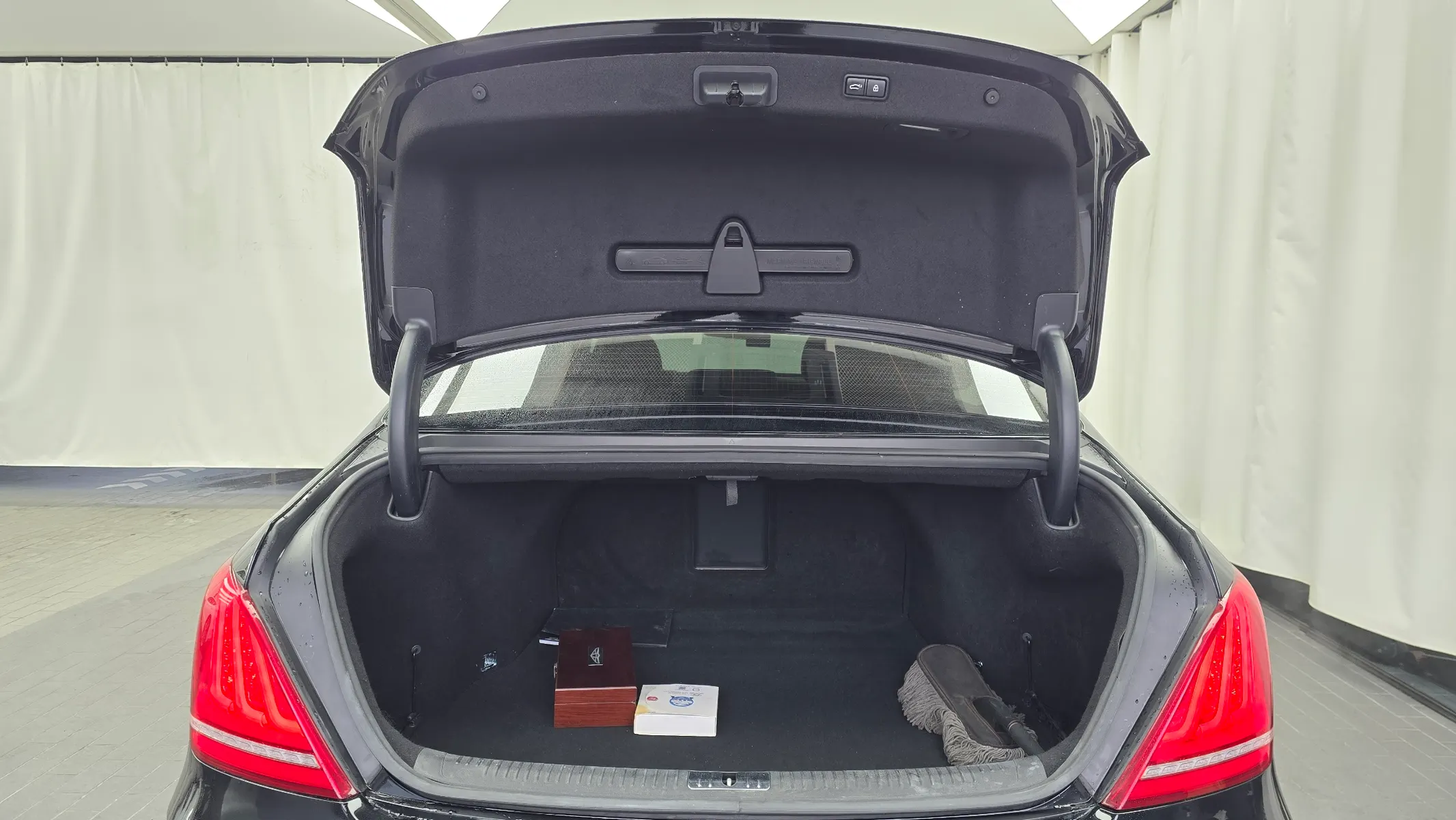 Genesis EQ900 3.8 GDI AWD 2016 20/21