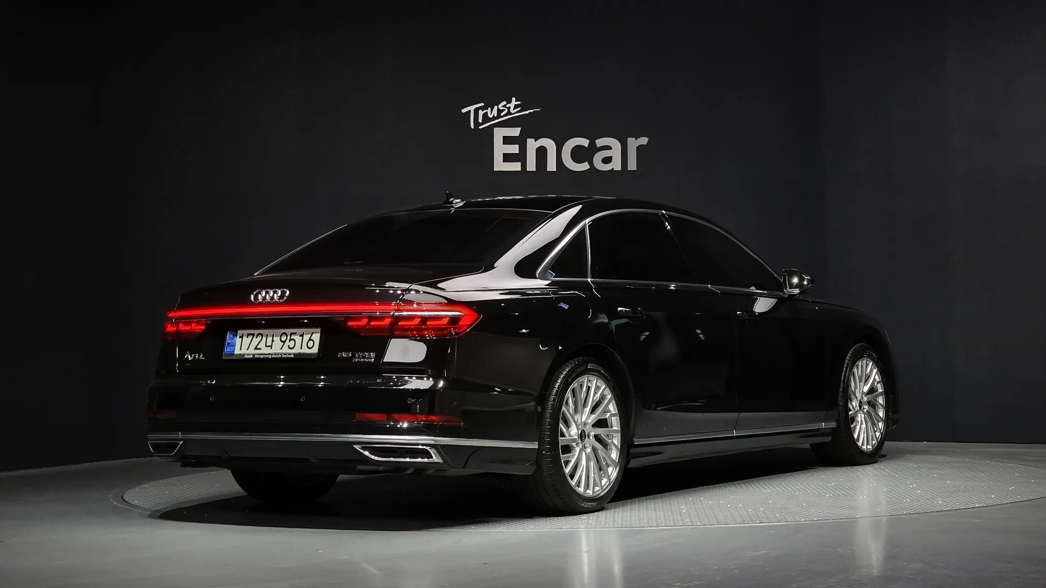 Audi A8 (D5) 55 TFSI LWB 2021 2/21