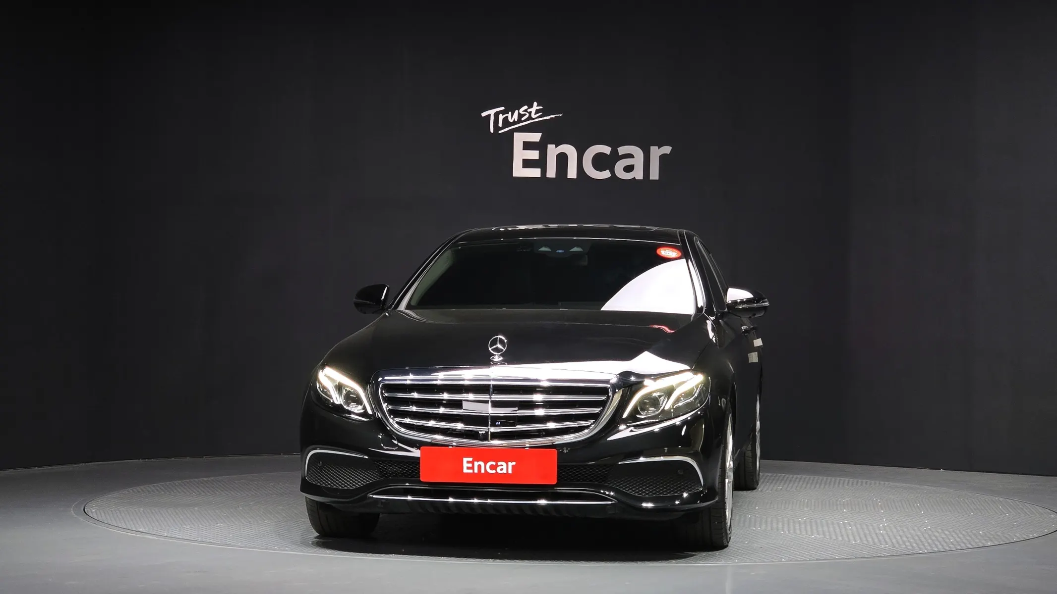 Mercedes-Benz E-Class W213 E300 4MATIC 2020 3/34
