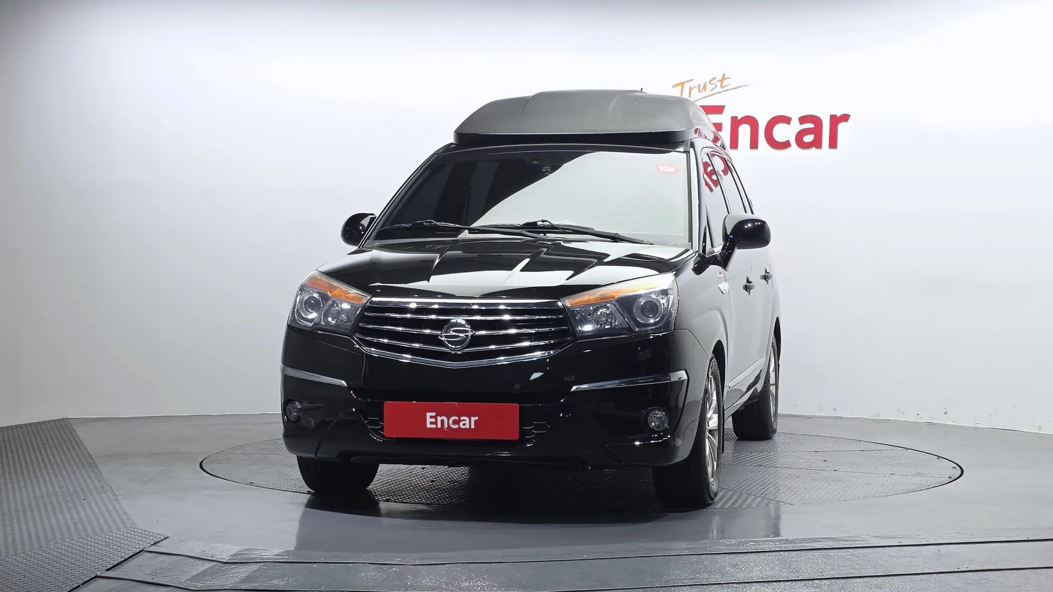 KG Mobility 코란도 투리스모 4WD 9 2016 2/5