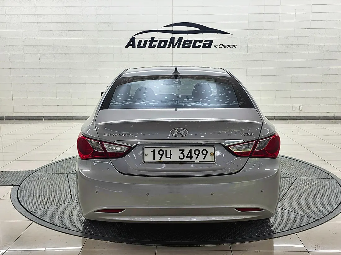 Hyundai YF LPI () 2010 4/5