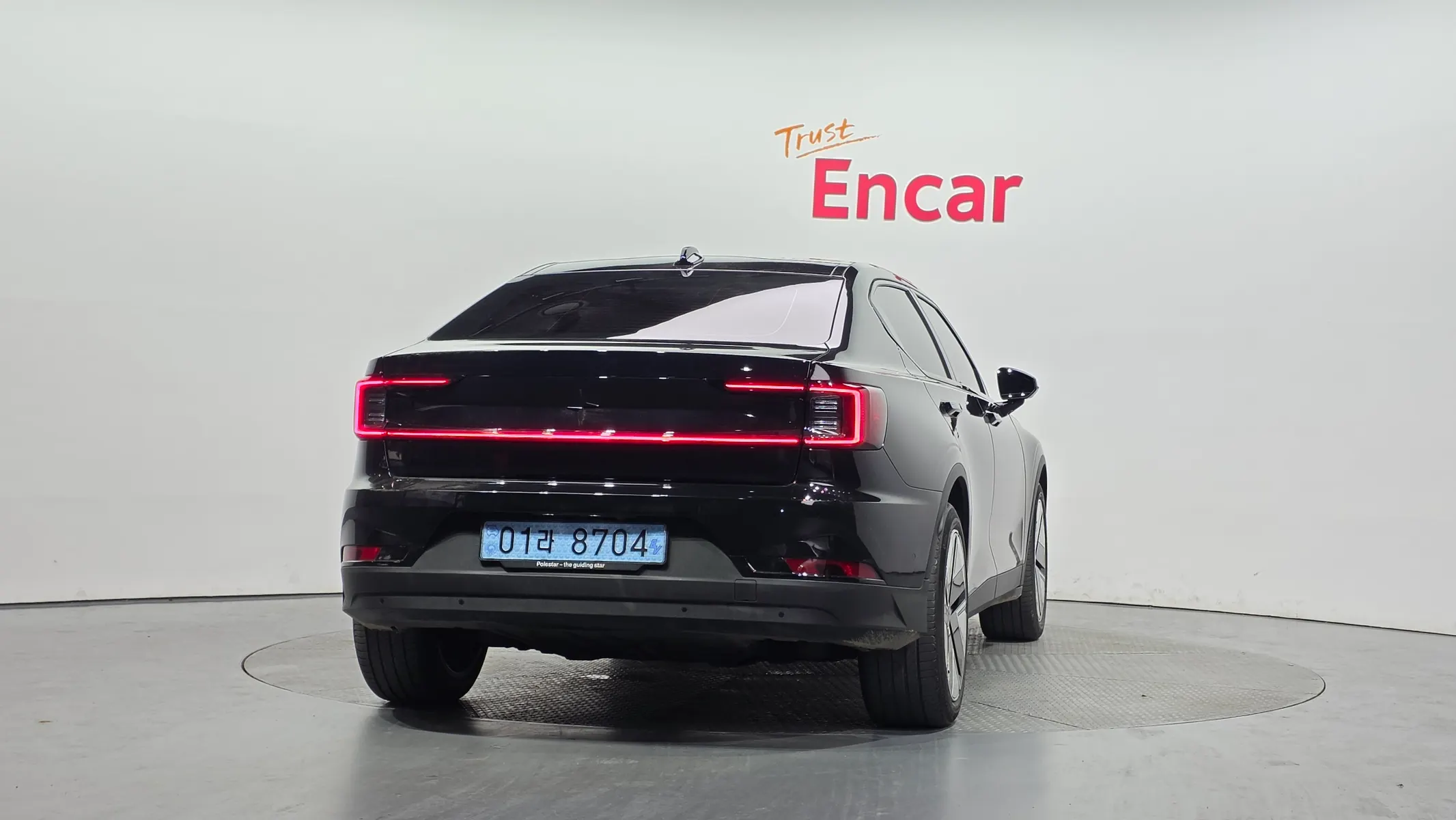 Polestar 2 2025 3/5