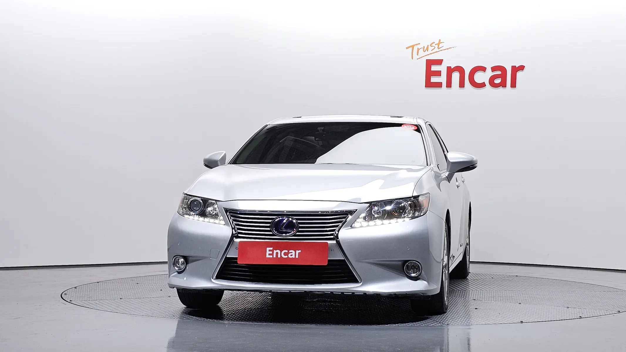 Lexus ES300h 2013 2/5