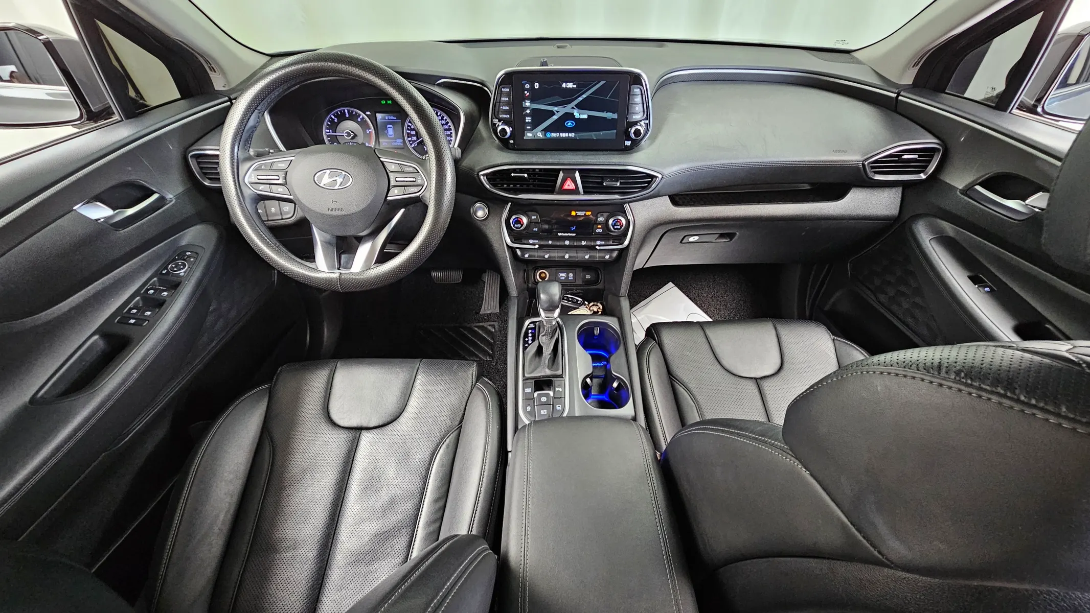 Hyundai TM 2.0 2WD 2019 4/5