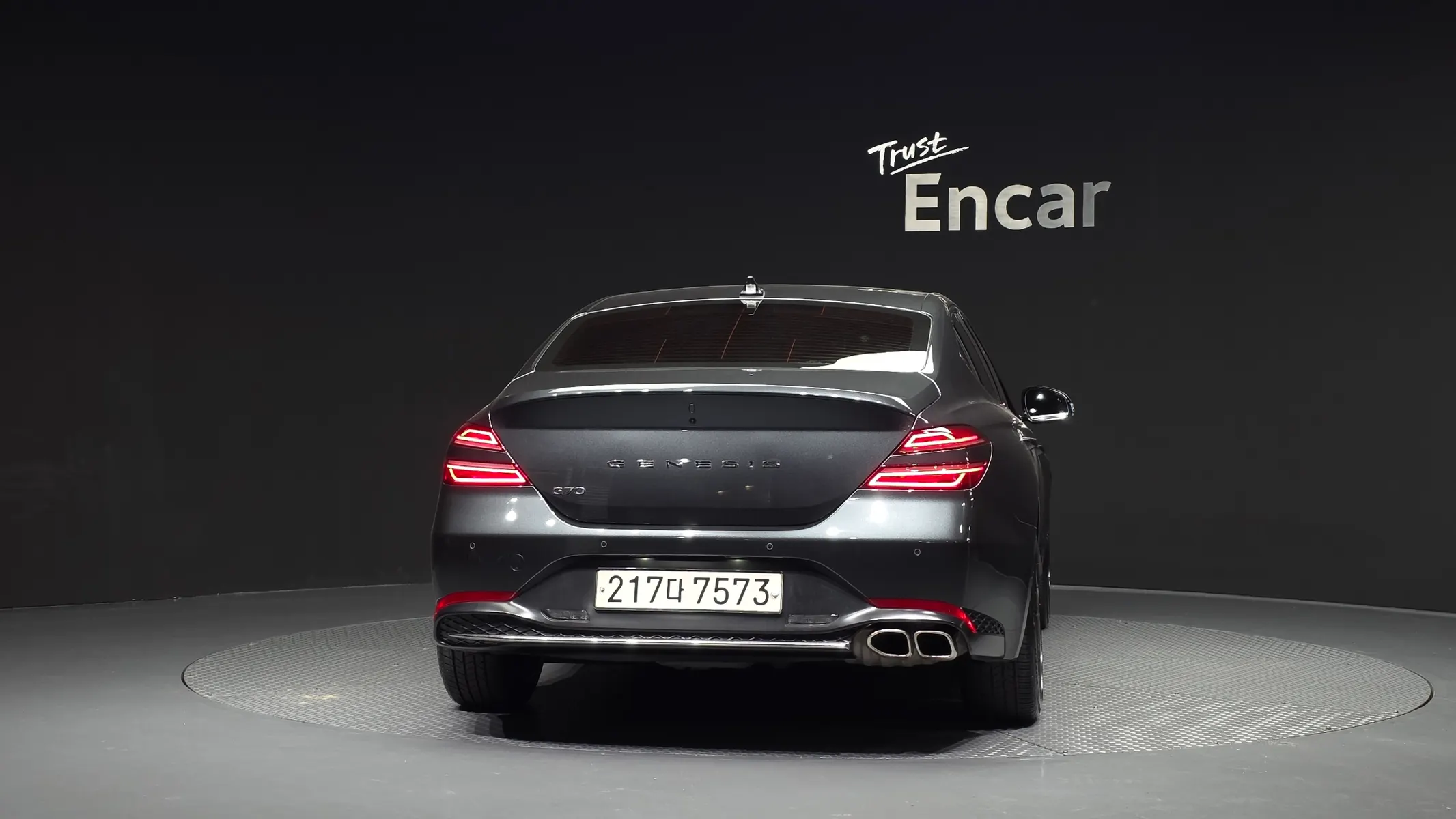 Genesis G70 2.0T 2WD 2021 3/5