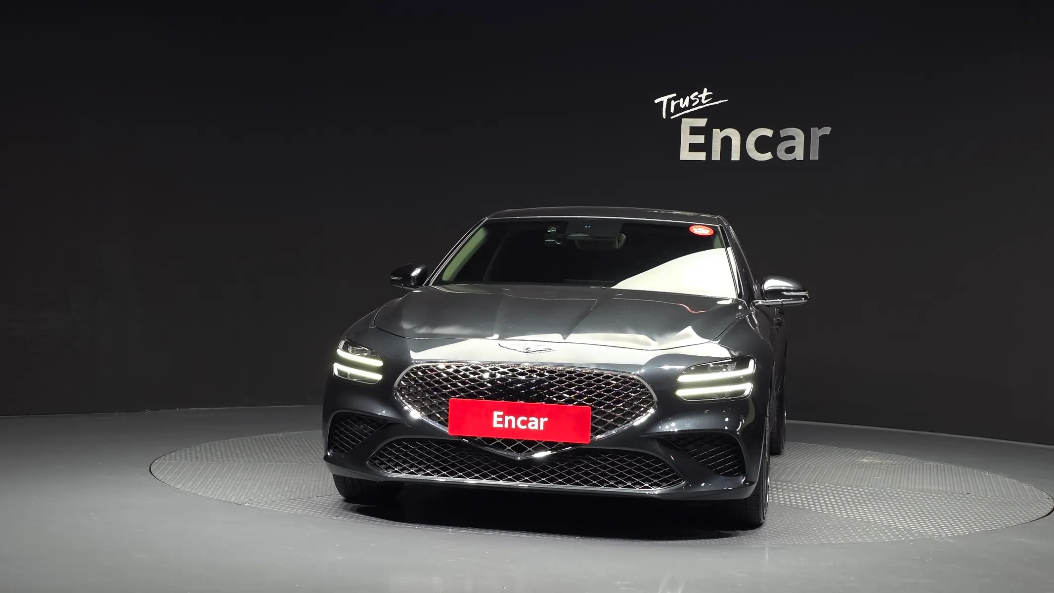 Genesis G70 2.0T 2WD 2021 2/5