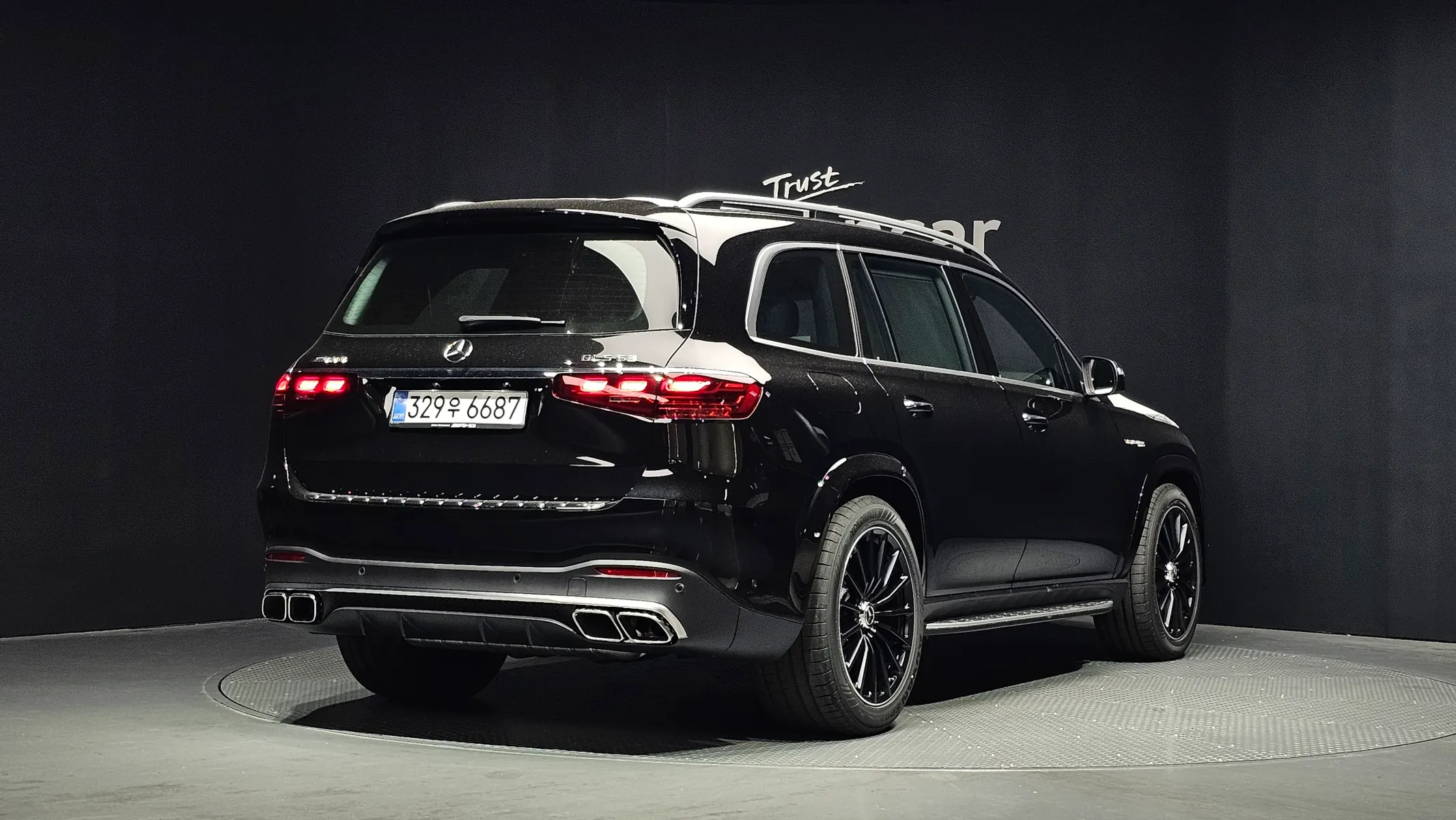 Mercedes-Benz GLS-Class X167 AMG GLS63 4MATIC+ 2026 2/35